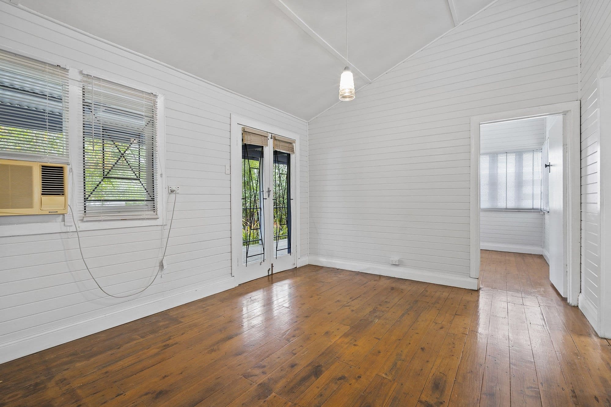39 London Street, Eight Mile Plains QLD 4113, Eight Mile Plains - Thumbnail 2
