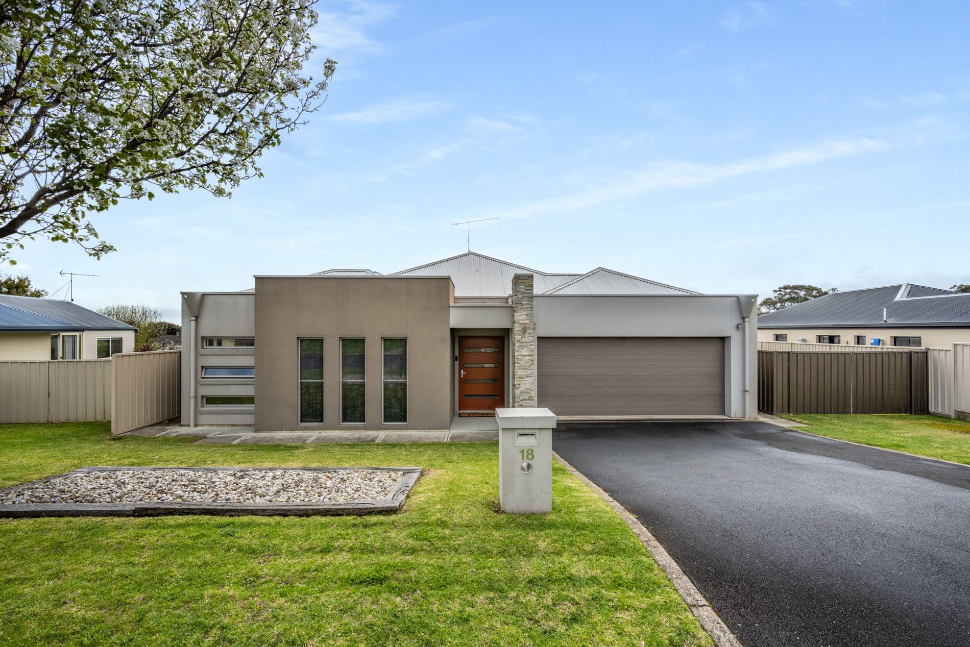 18 Ash Court, Mount Gambier SA 5290, Mount Gambier - Thumbnail 2