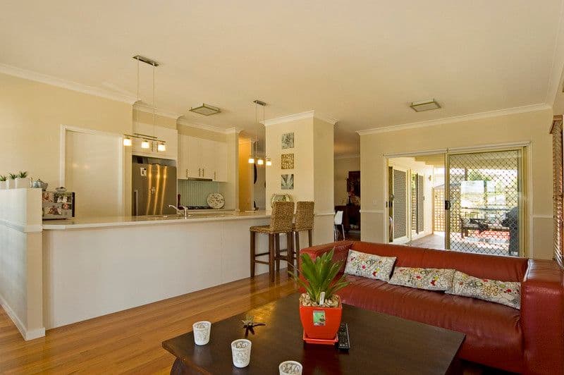 18 Ovals Terrace, SPRINGFIELD LAKES QLD 4300, Springfield Lakes - Thumbnail 2