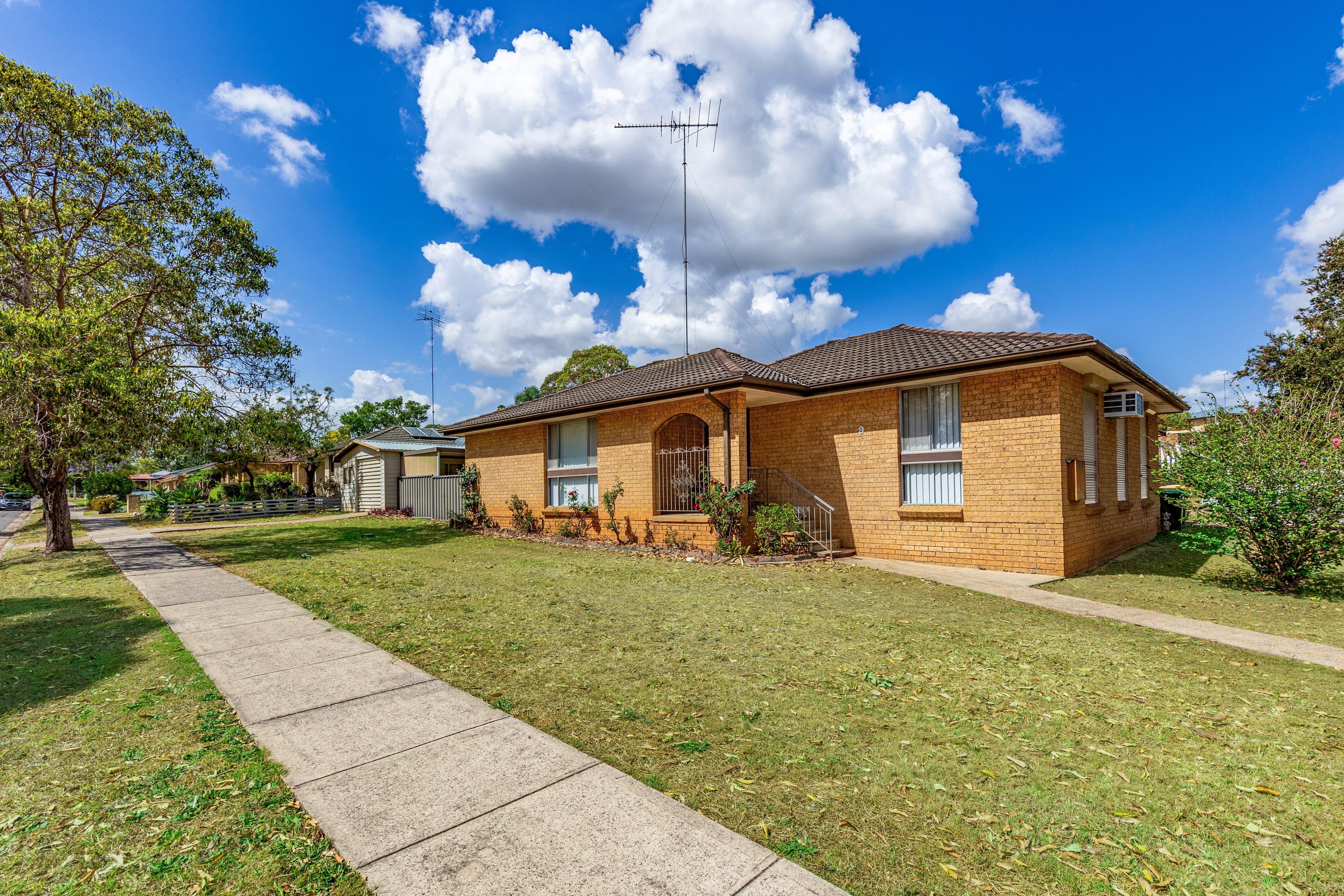 2 Miranda  Street, SOUTH PENRITH, South Penrith - Thumbnail 2