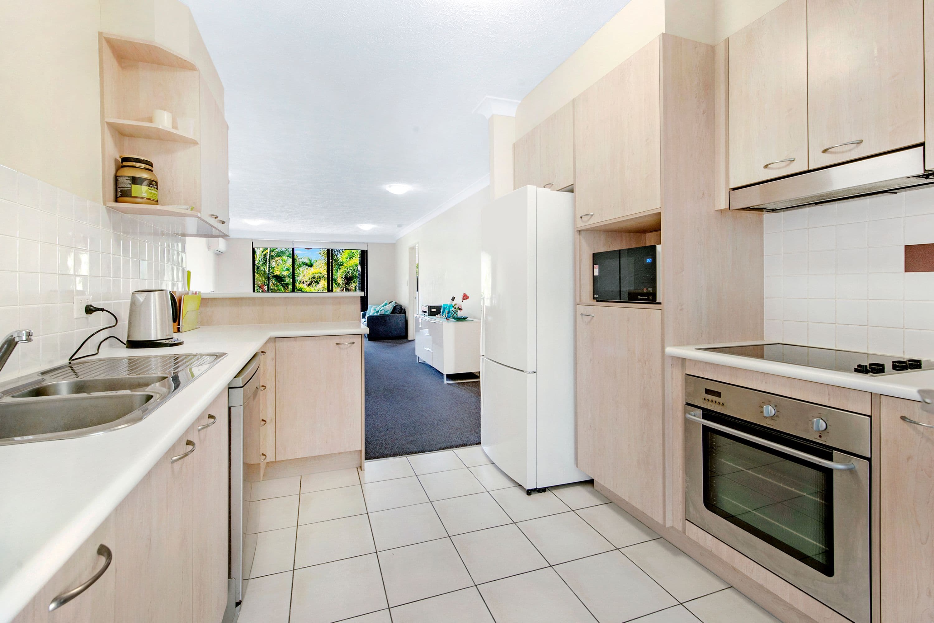 14-16 Markeri Street, Mermaid Beach QLD 4218, Mermaid Beach - Thumbnail 4