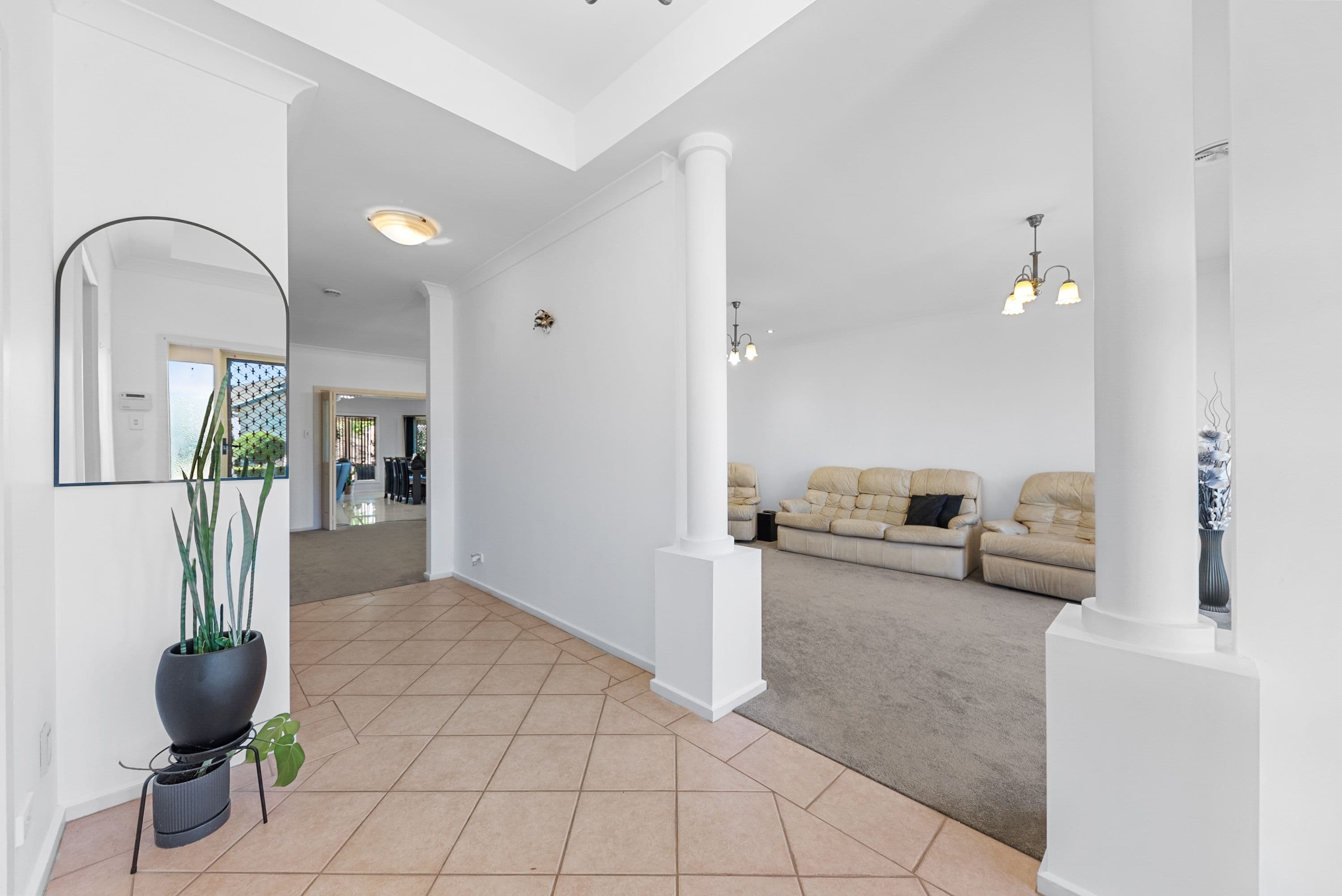18 Breakwater Court, Gulfview Heights SA 5096, Gulfview Heights - Thumbnail 2