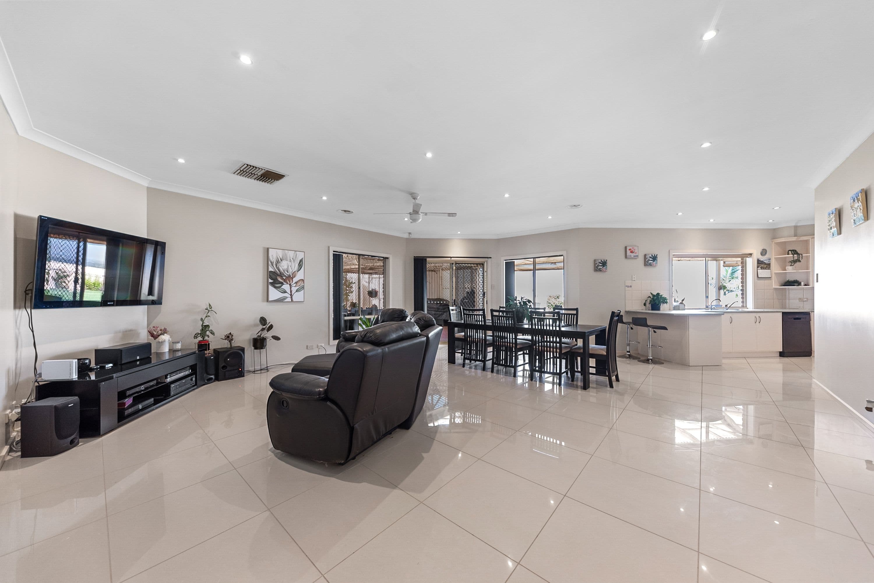 18 Breakwater Court, Gulfview Heights SA 5096, Gulfview Heights - Thumbnail 7