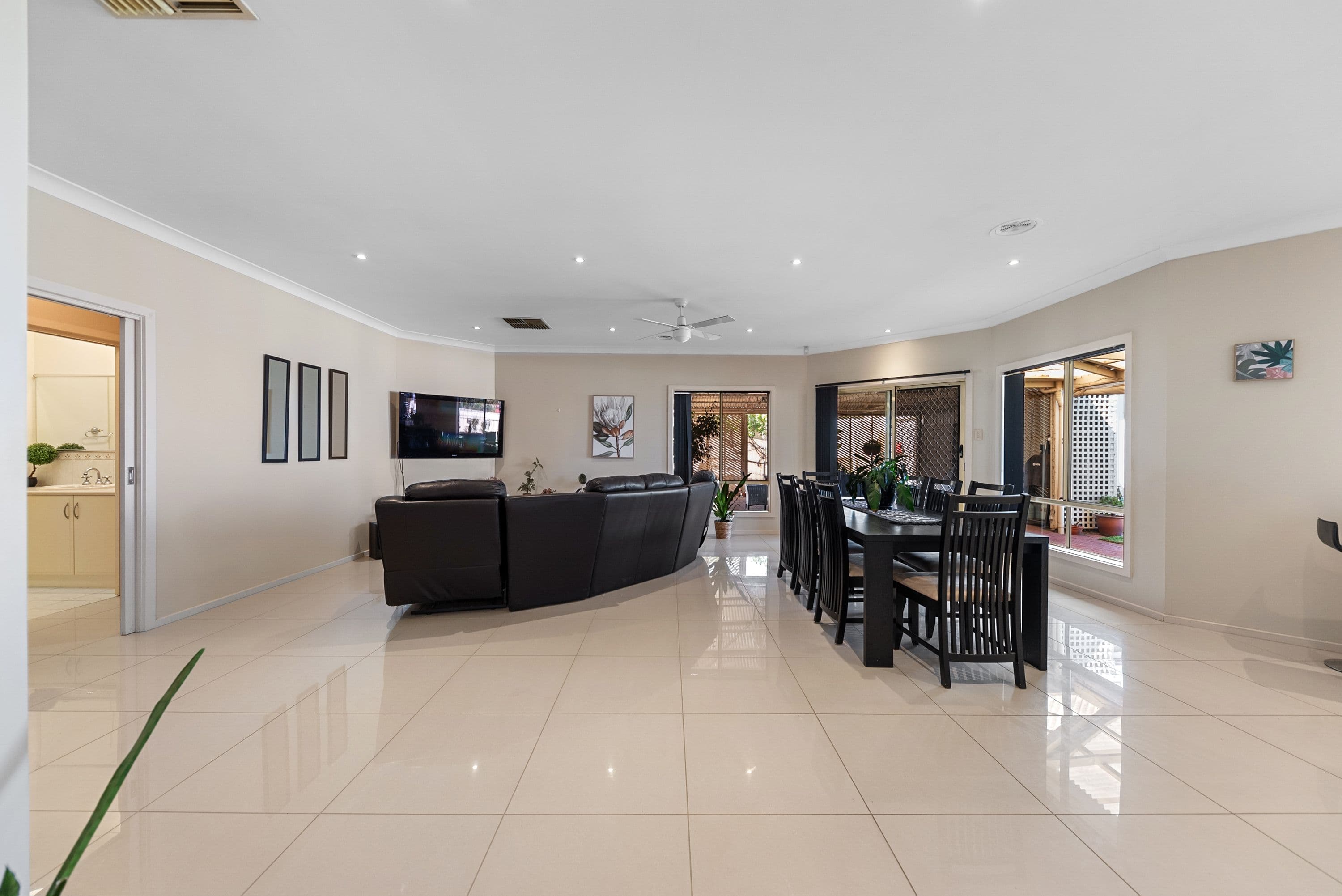 18 Breakwater Court, Gulfview Heights SA 5096, Gulfview Heights - Thumbnail 8