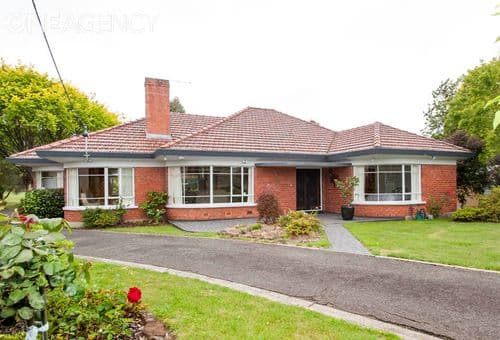 27 Freeland Crescent, Riverside, Riverside - Image 1