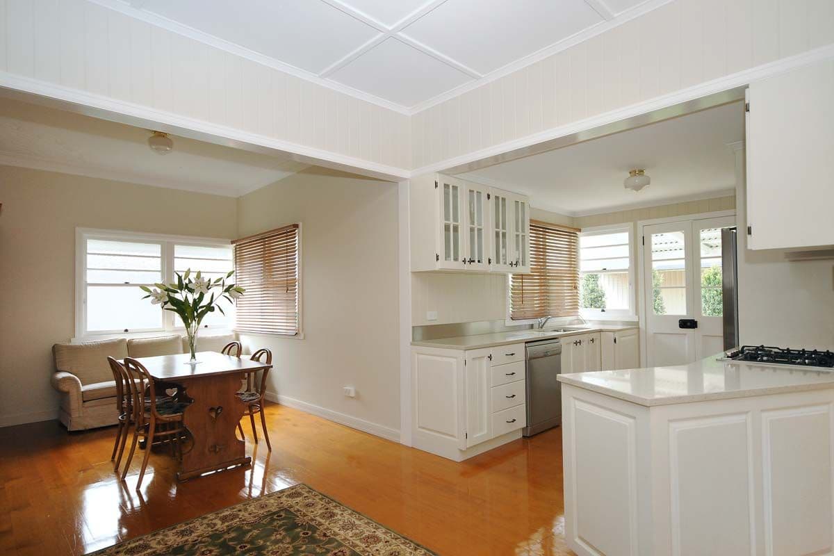4 Clyde Street, MOUNT LOFTY QLD 4350, Mount Lofty - Thumbnail 3