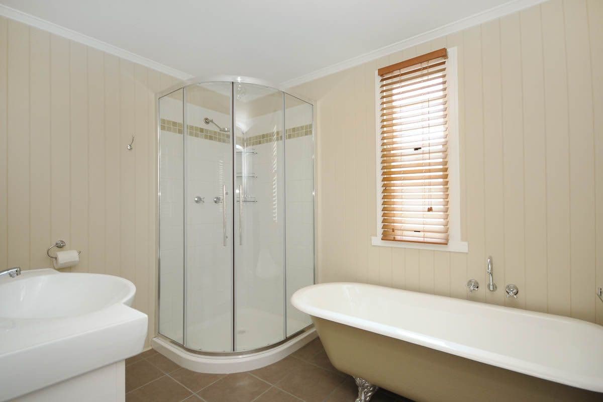 4 Clyde Street, MOUNT LOFTY QLD 4350, Mount Lofty - Thumbnail 6