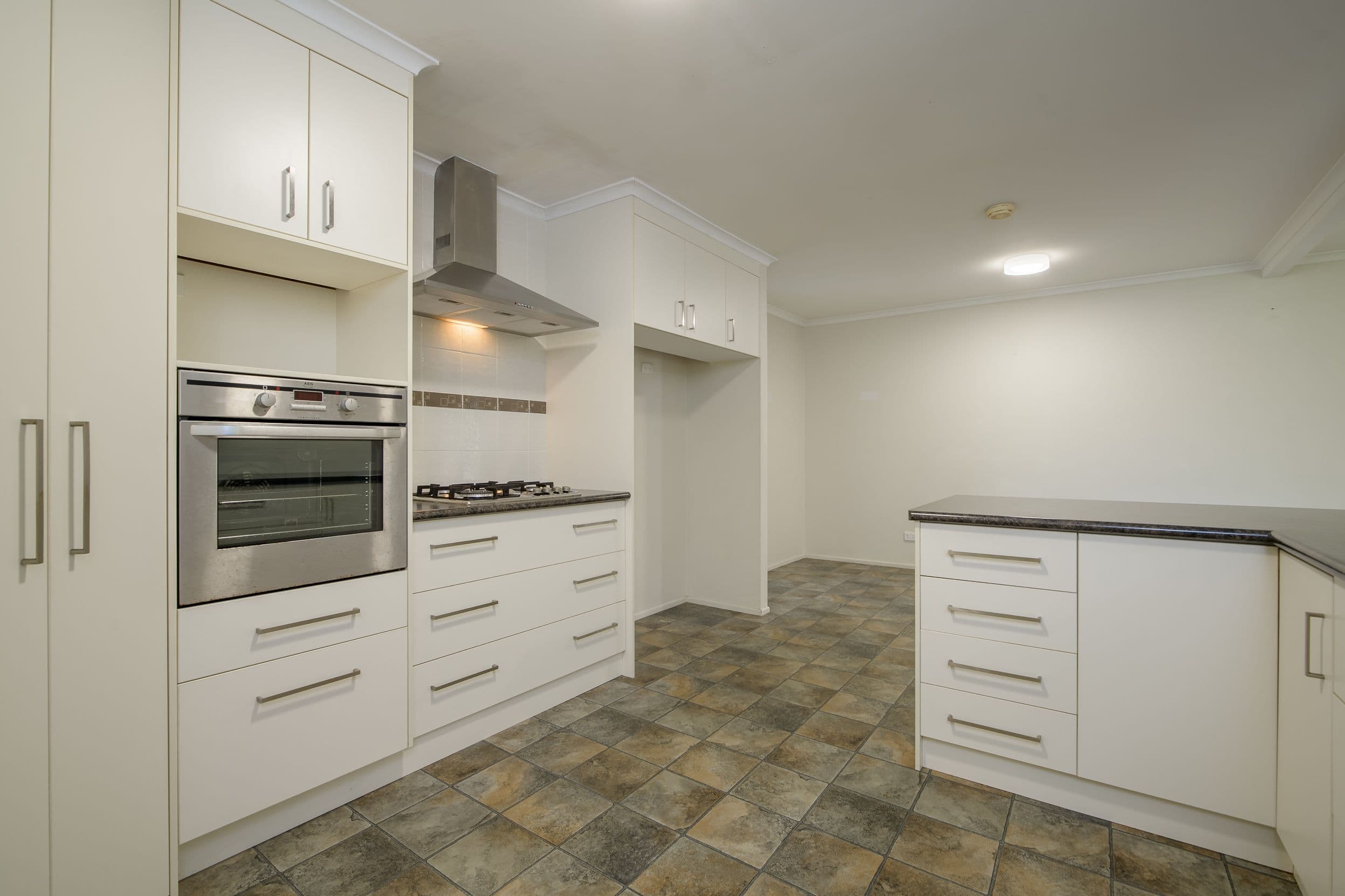 45 Wilga Street, Kin Kora QLD 4680, Kin Kora - Thumbnail 3