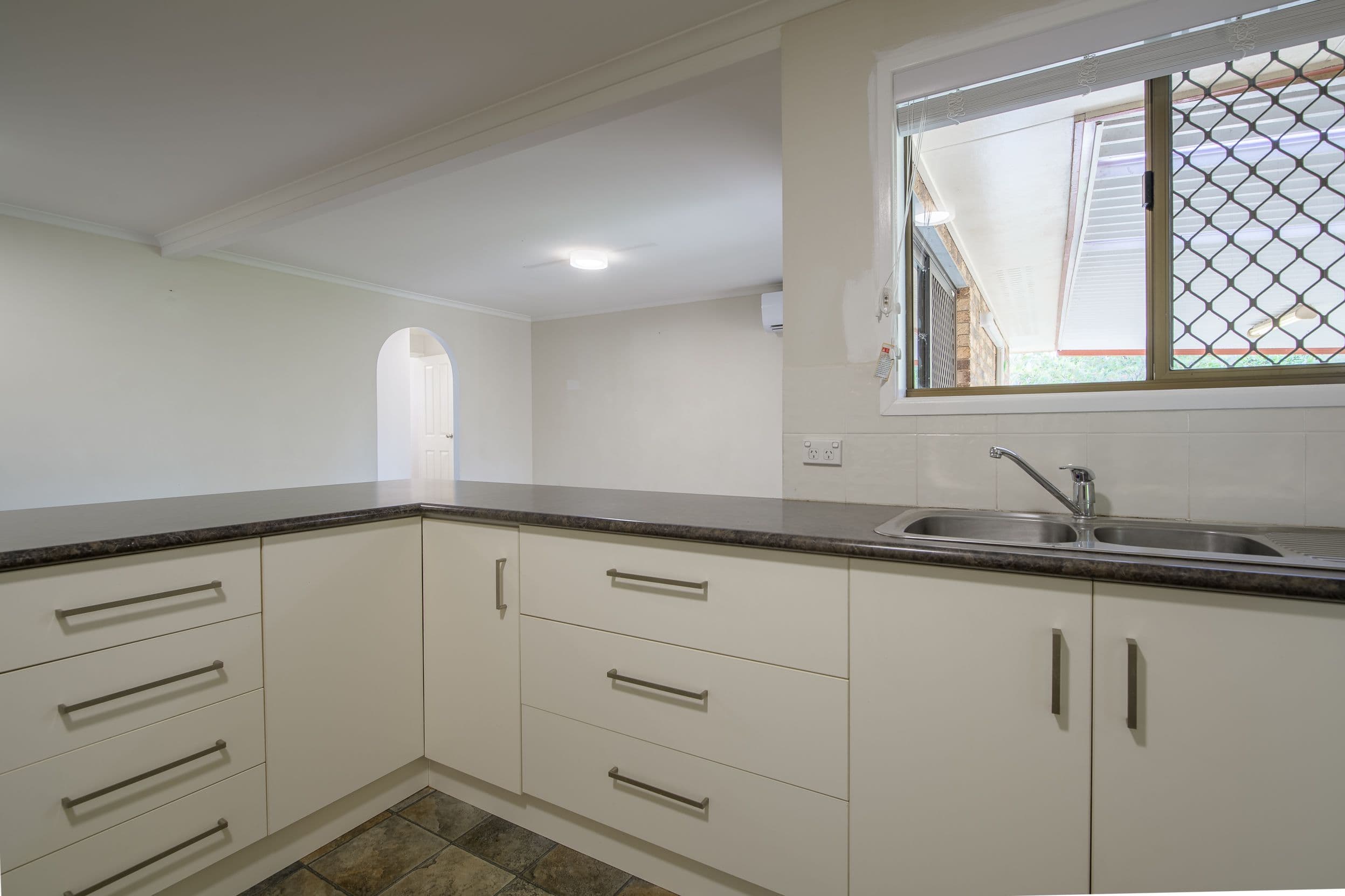 45 Wilga Street, Kin Kora QLD 4680, Kin Kora - Thumbnail 4