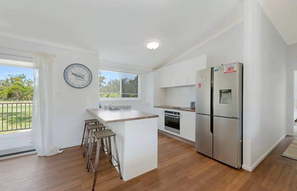 73 Tammy Road, Moore Park Beach, QLD, 4670, Moore Park Beach - Thumbnail 6