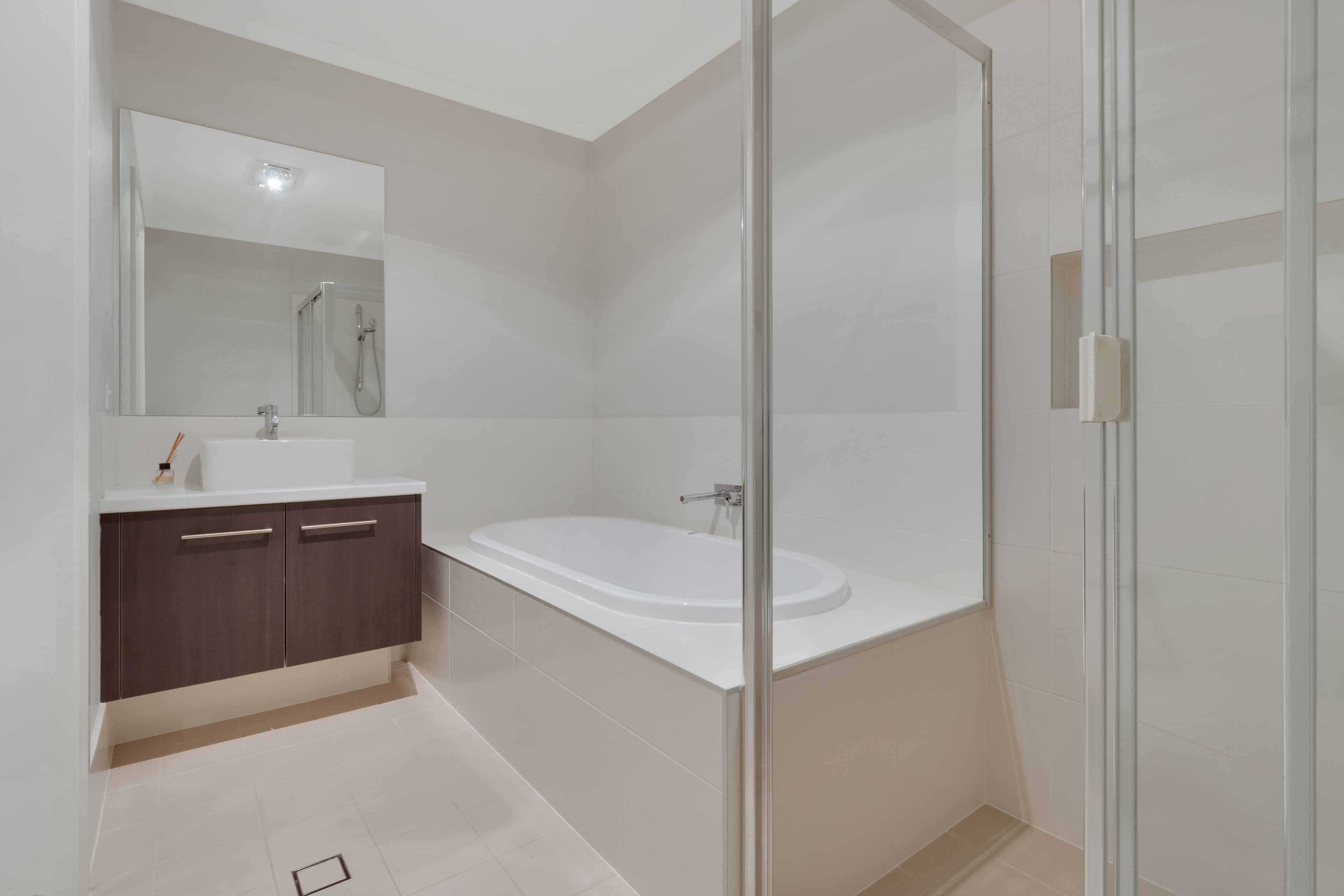 13 Grantham Crescent, Denham Court - Thumbnail 6