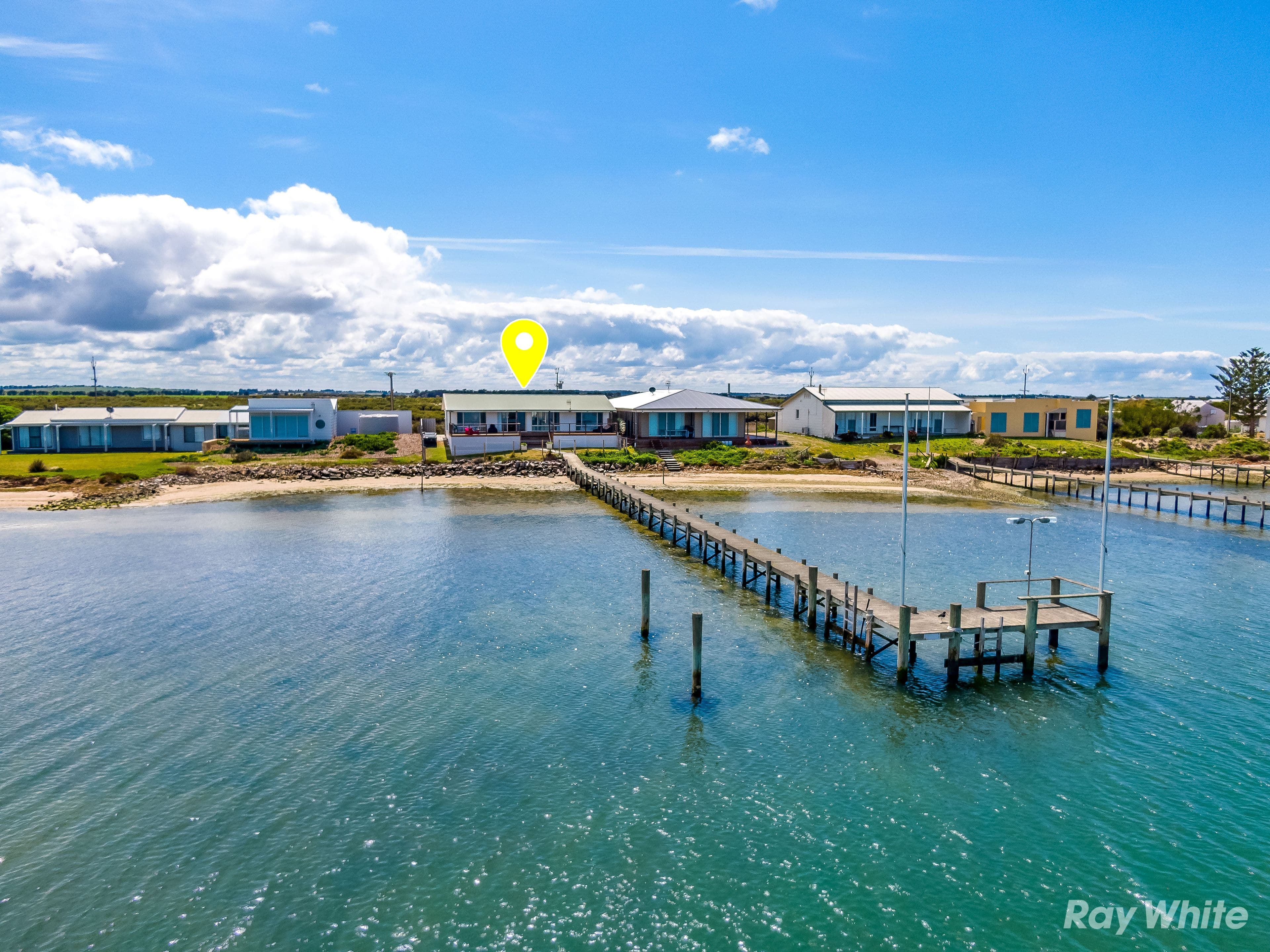 35 GOOLWA CHANNEL Drive, Hindmarsh Island SA 5214, Hindmarsh Island - Image 1
