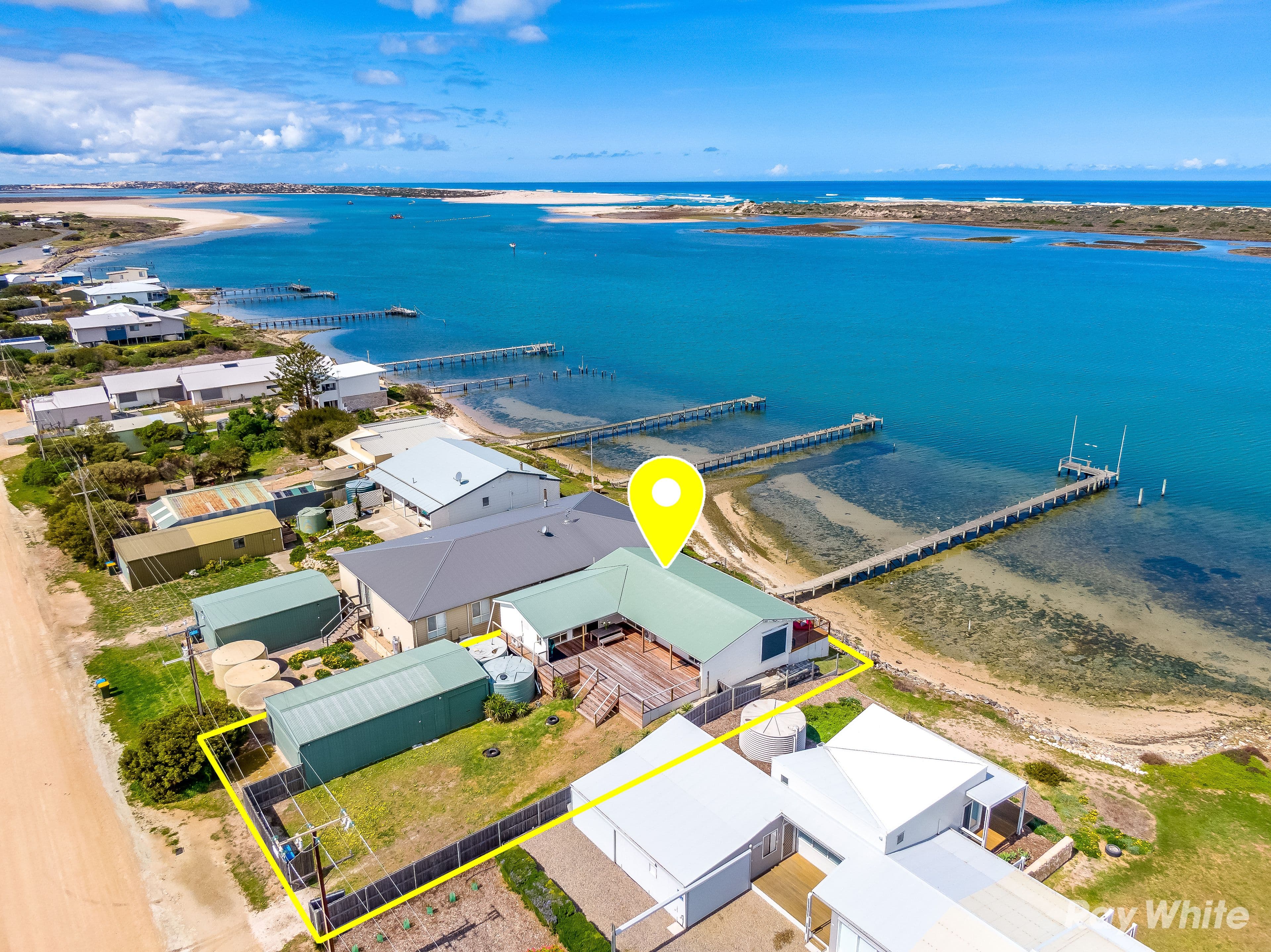 35 GOOLWA CHANNEL Drive, Hindmarsh Island SA 5214, Hindmarsh Island - Thumbnail 3