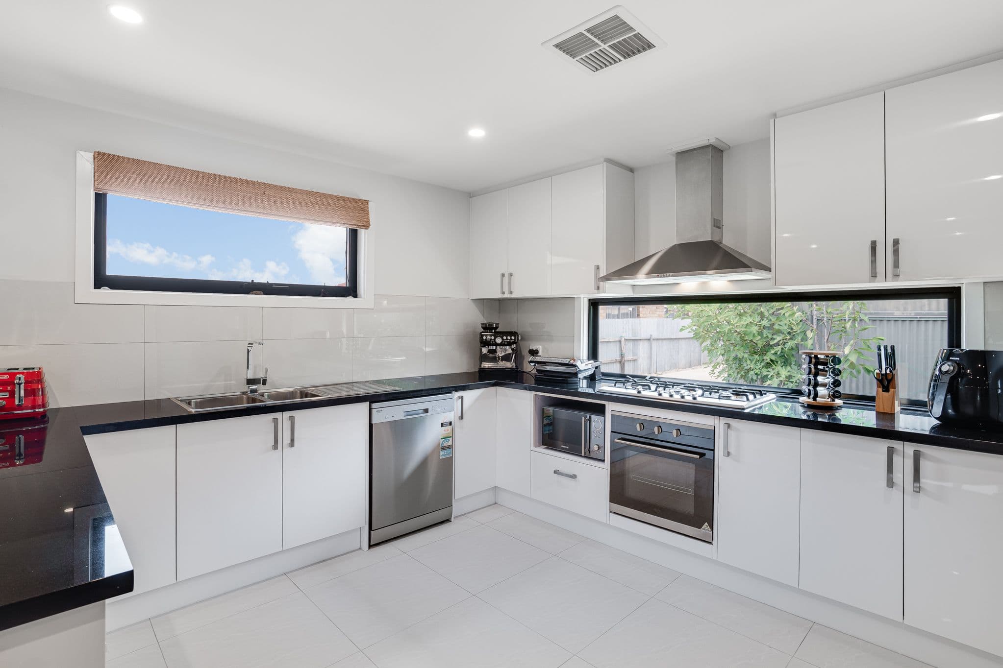 35a Brenthorpe Road, Seaton SA 5023, Seaton - Image 1
