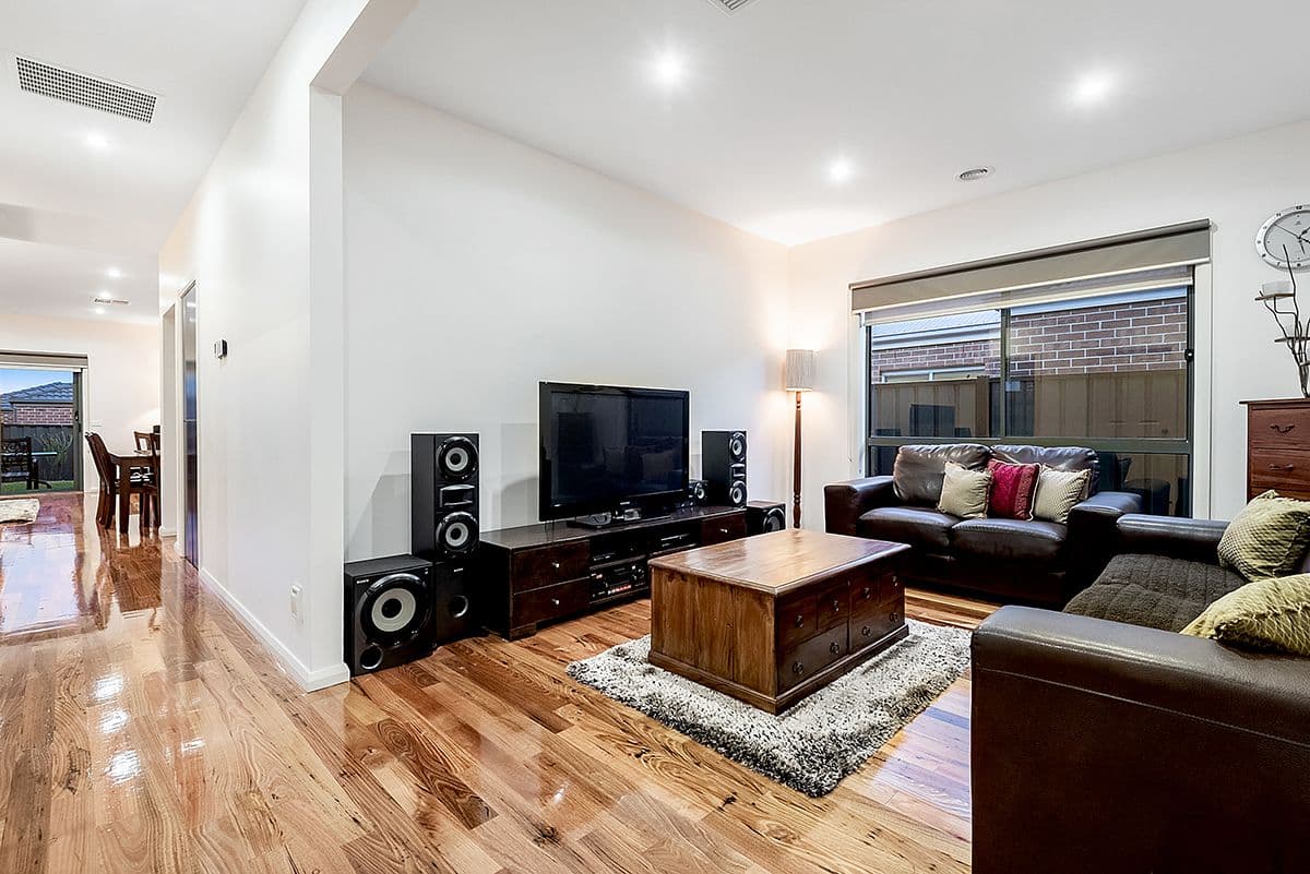 42 Cockatiel Circuit, Craigieburn VIC 3064, Craigieburn - Thumbnail 6