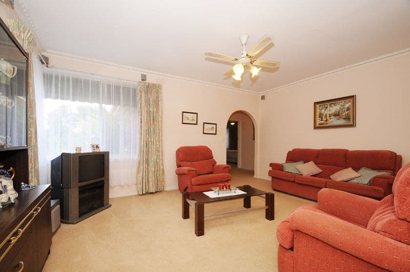 8 Grayson Drive, SCORESBY VIC 3179, Scoresby - Thumbnail 6