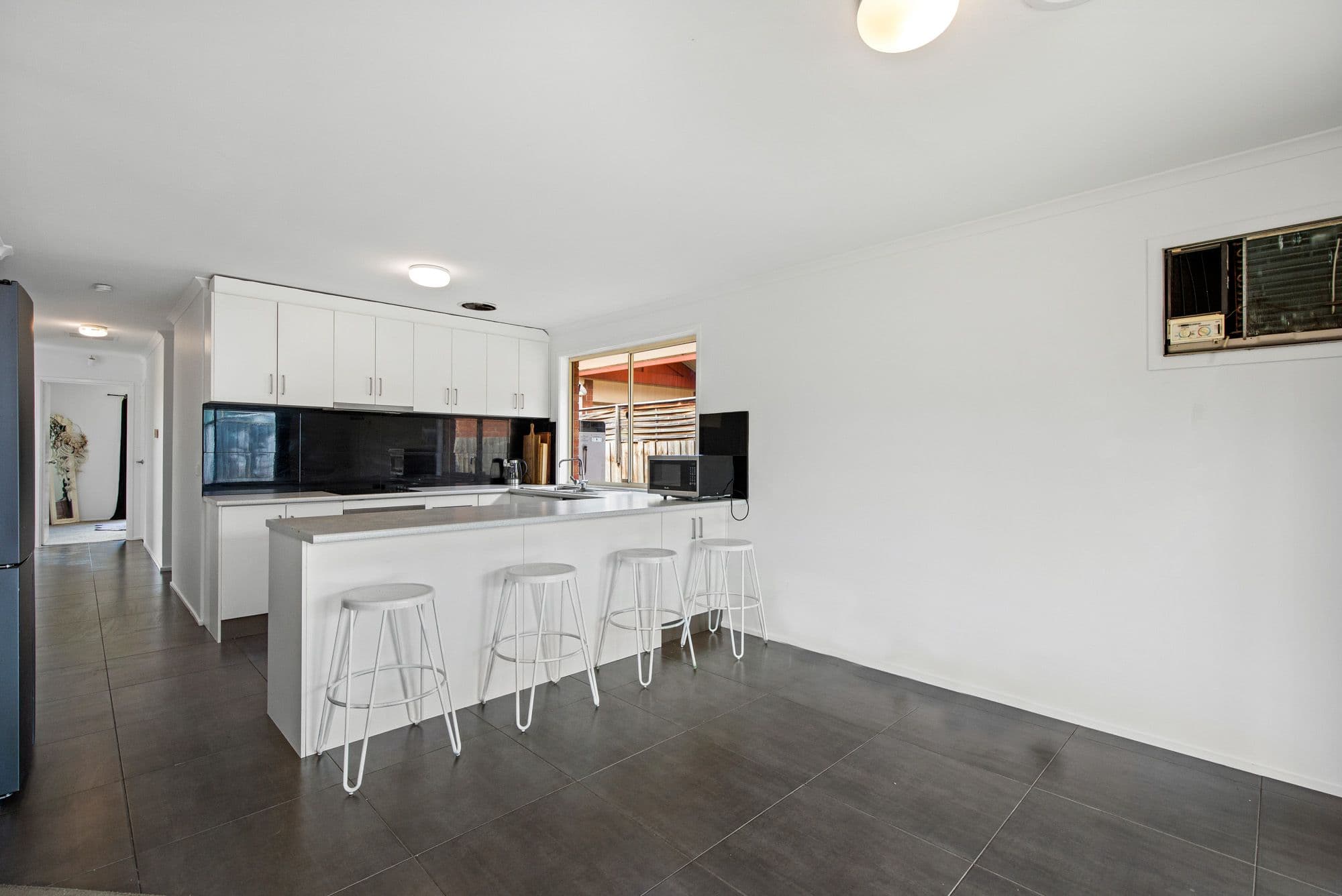 25 Quarrion Court, Hoppers Crossing VIC 3029, Hoppers Crossing - Thumbnail 5