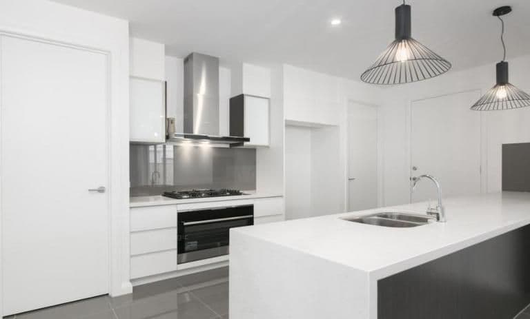 341 MacArthur Avenue, Hamilton QLD 4007, Hamilton - Thumbnail 2