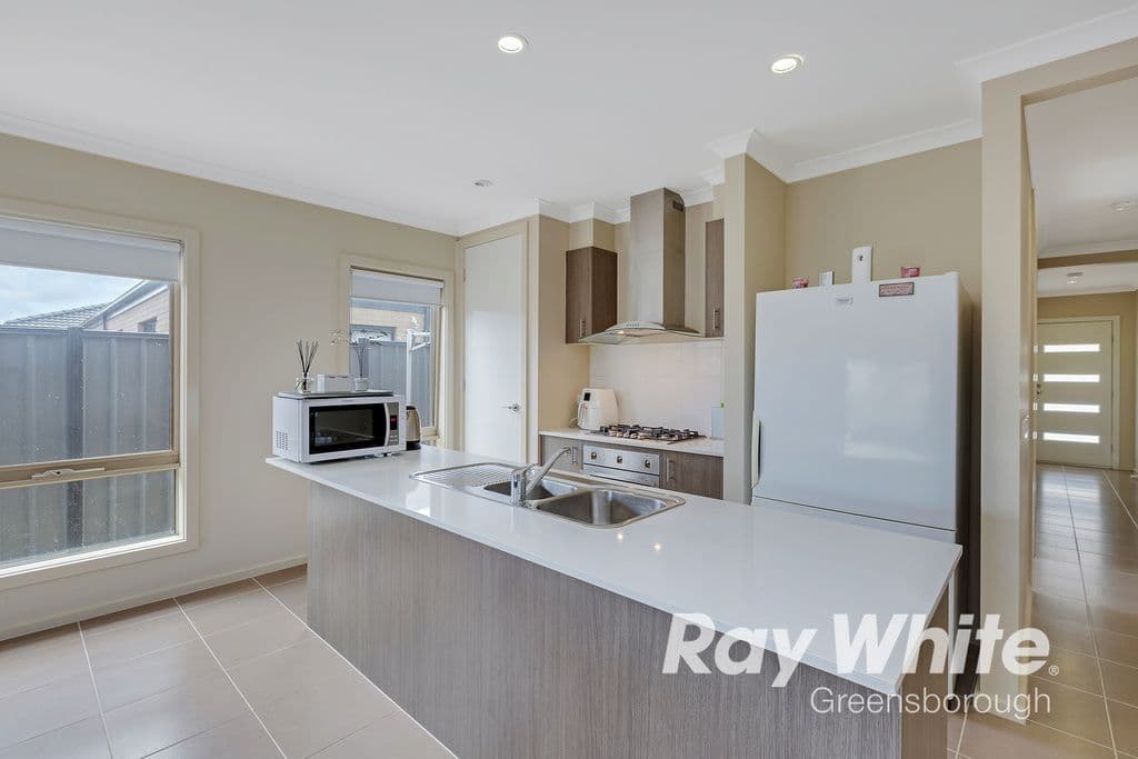 23 Black Wattle Road, Craigieburn VIC 3064, Craigieburn - Thumbnail 2