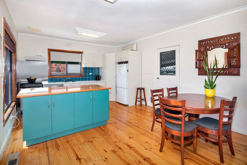 32 Prefect Street, Wendouree VIC 3355, Wendouree - Thumbnail 4