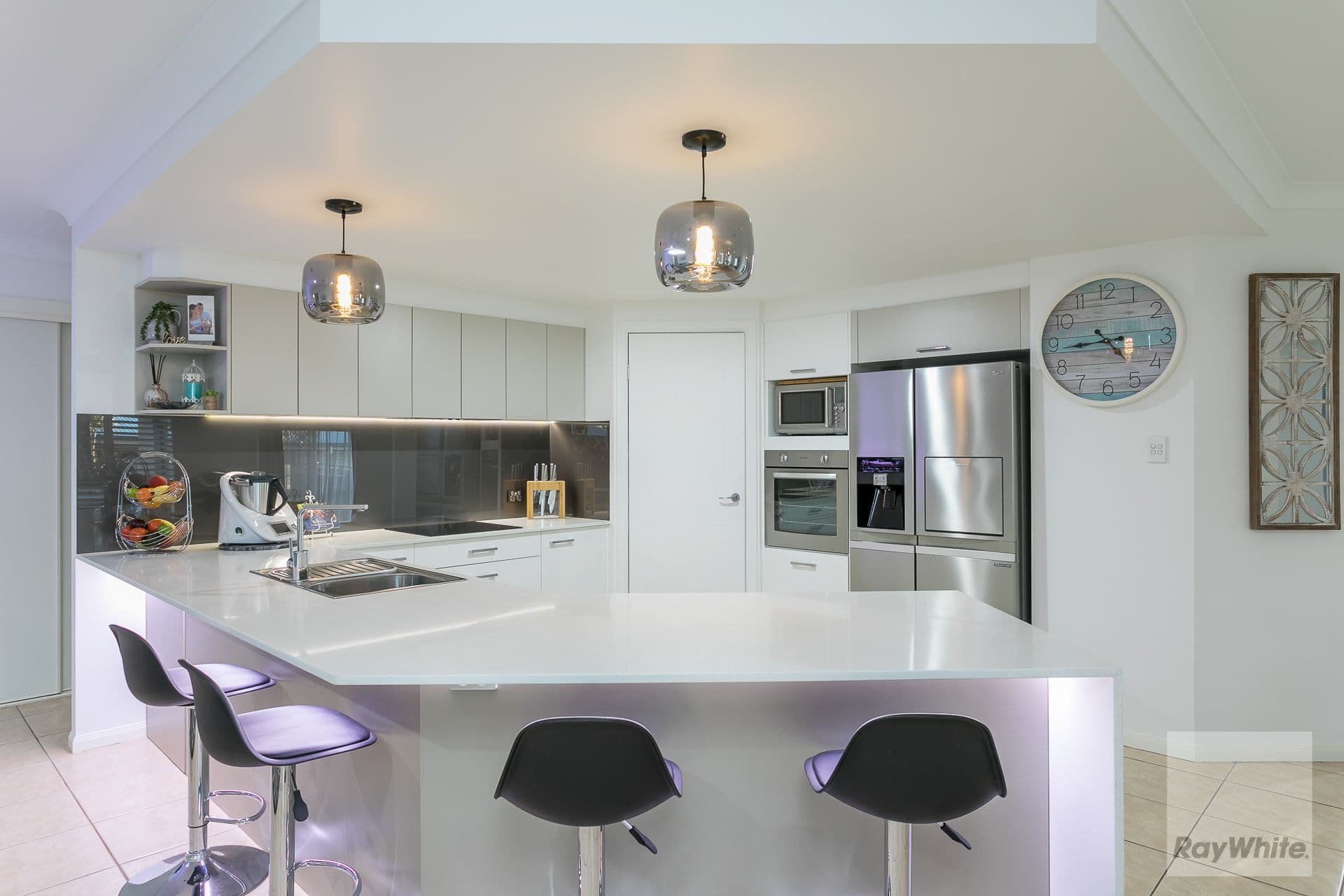 36 Bedarra Street, Redland Bay QLD 4165, Redland Bay - Thumbnail 2