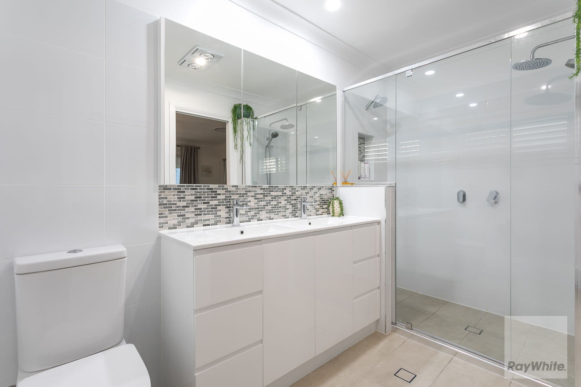 36 Bedarra Street, Redland Bay QLD 4165, Redland Bay - Thumbnail 7