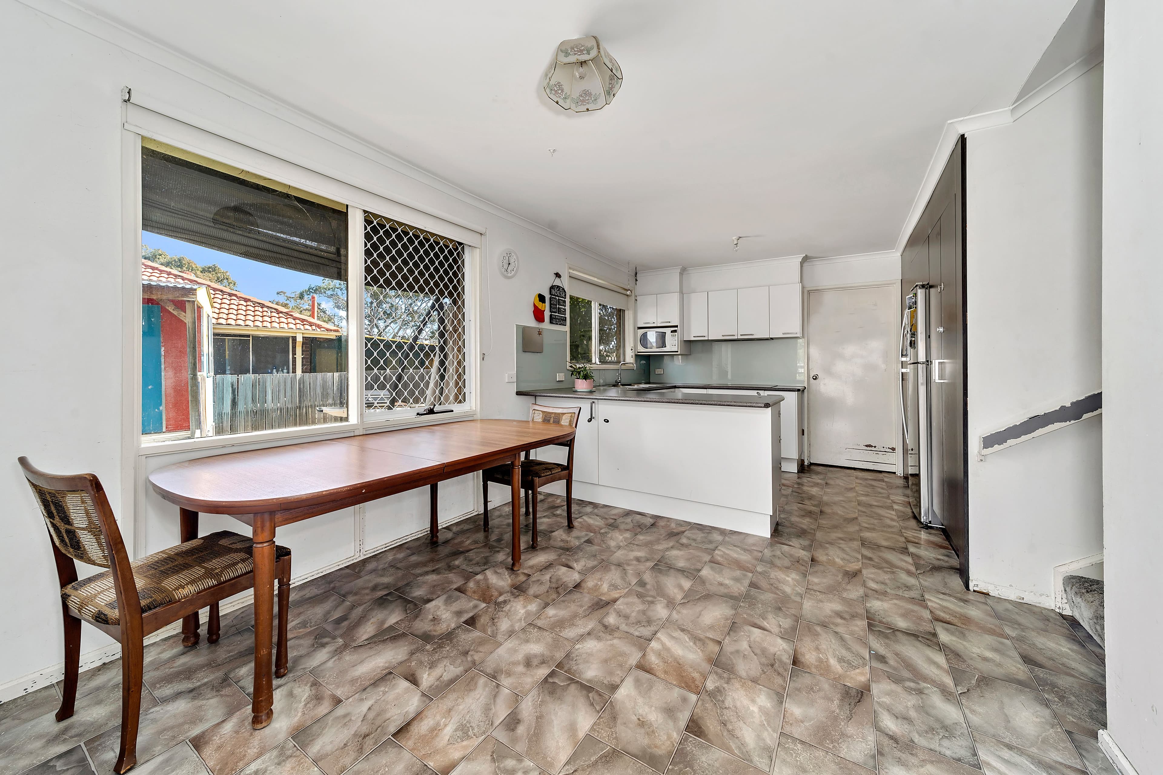 73 Fincham Crescent, Wanniassa ACT 2903, Wanniassa - Thumbnail 4