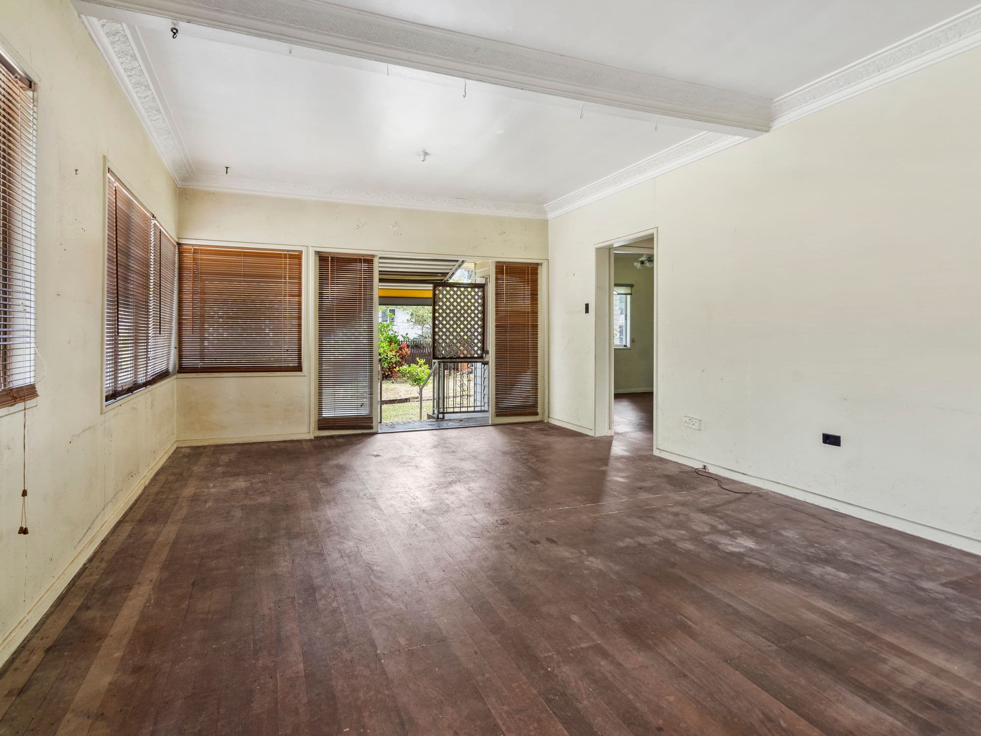 15 Robbies Avenue, Carina QLD 4152, Carina - Thumbnail 4