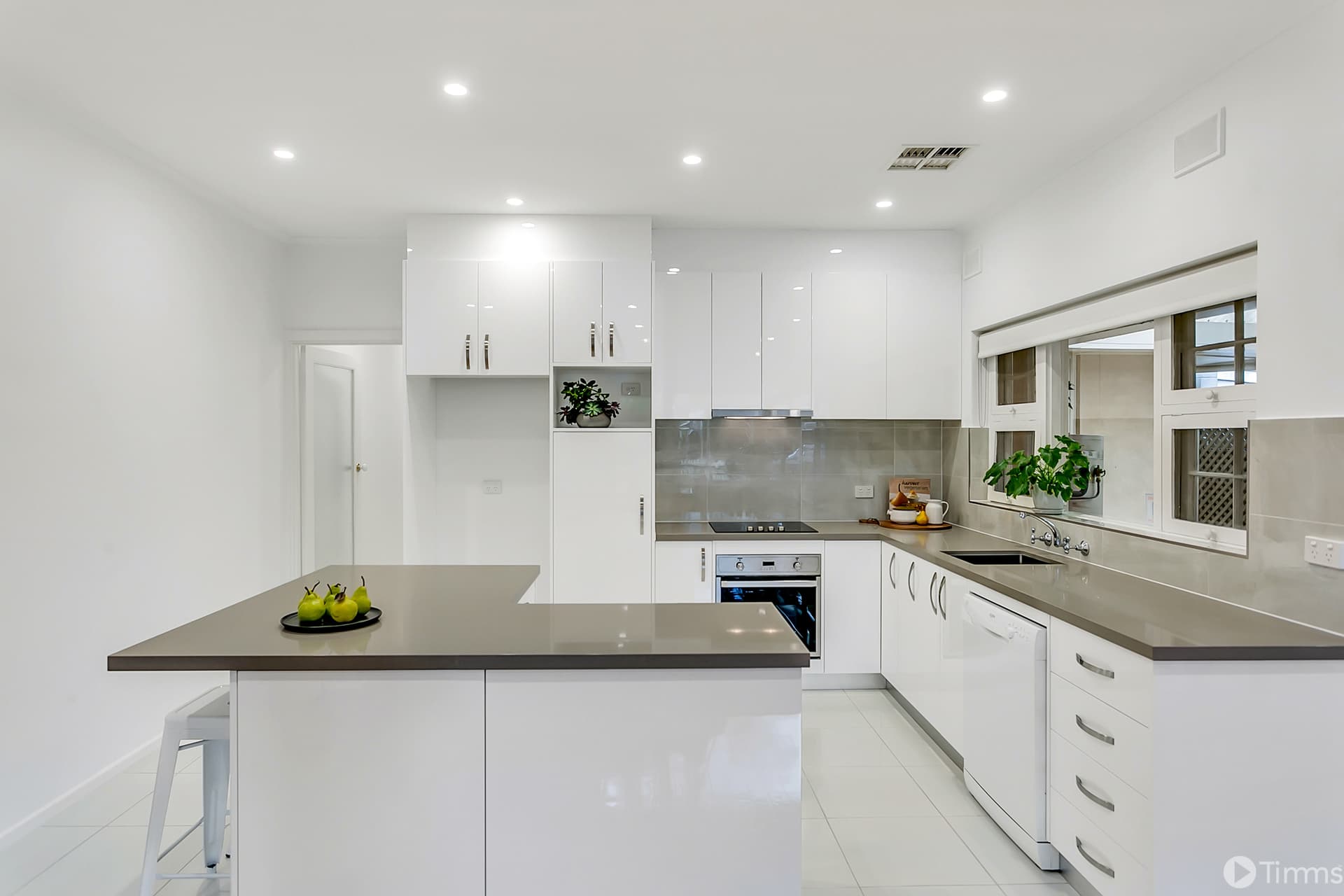 8A Newman Street, Forestville - Image 1