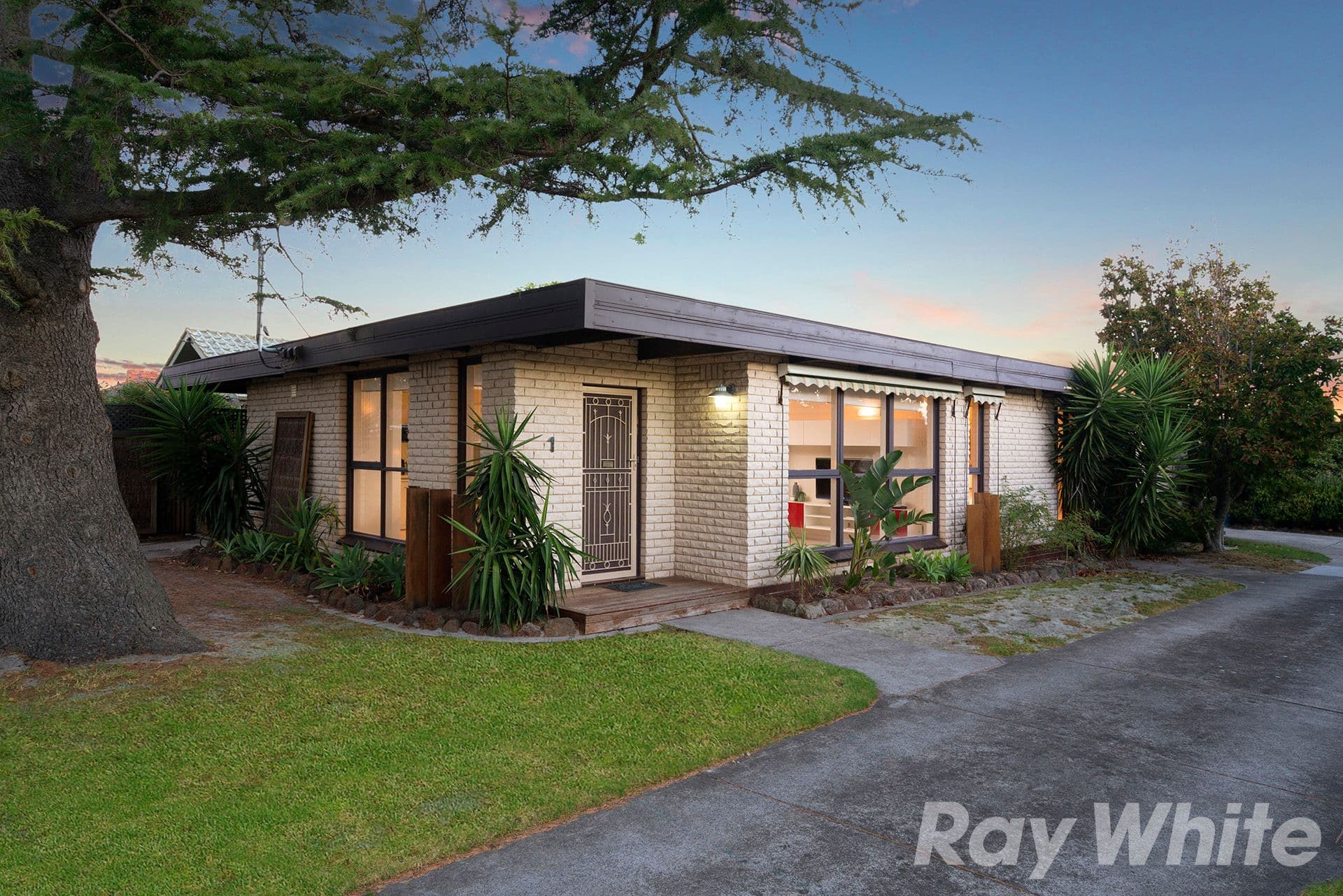 26 Devon Street, Cheltenham VIC 3192, Cheltenham - Image 1