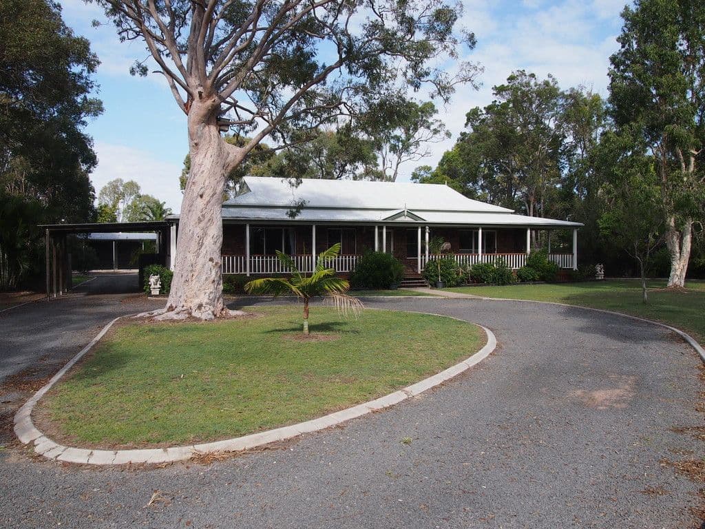 9-11 Verden Drive, Urangan QLD 4655, Urangan - Image 1
