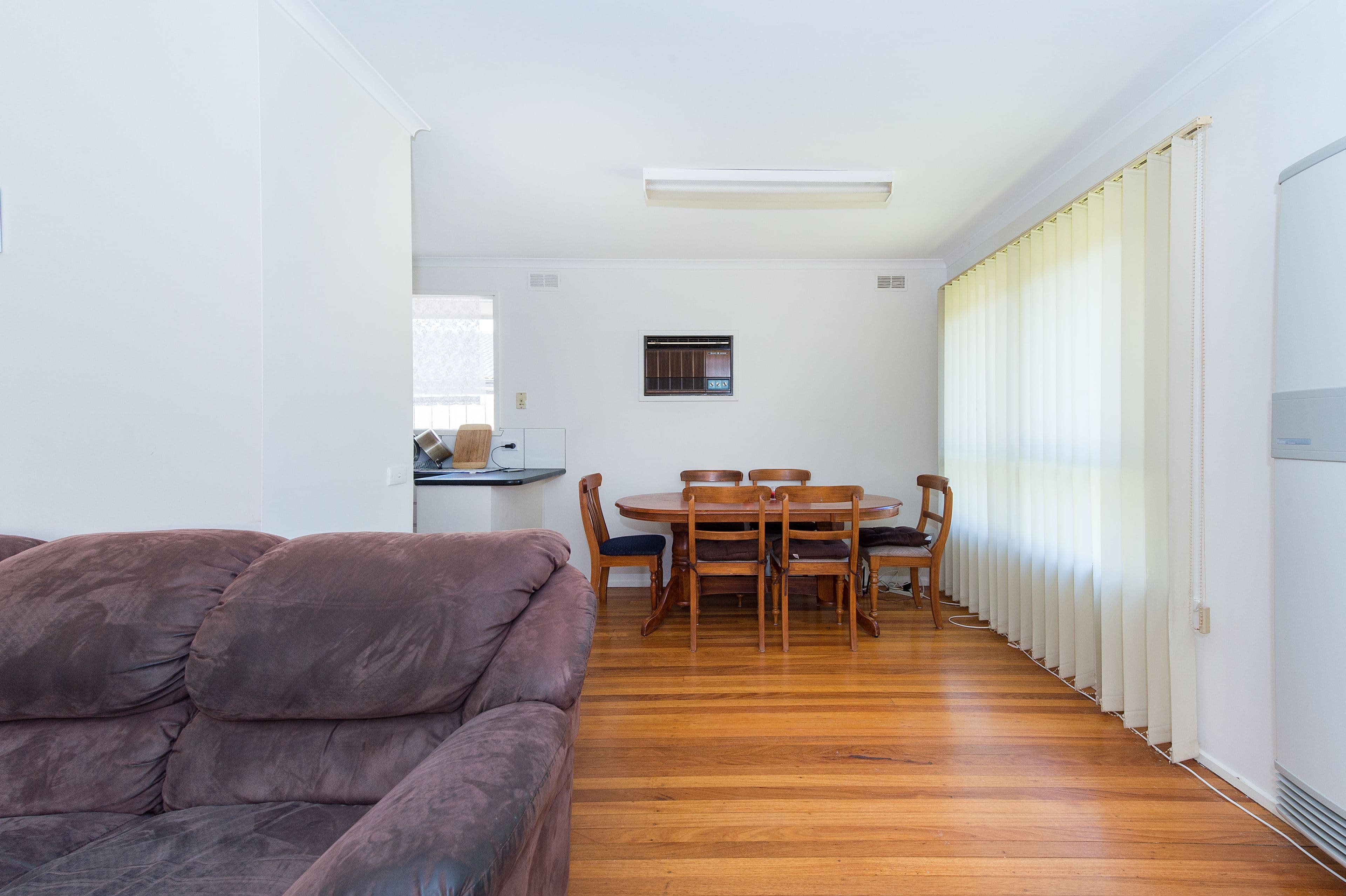 52 Monash Street, Melton South VIC 3338, Melton South - Thumbnail 4
