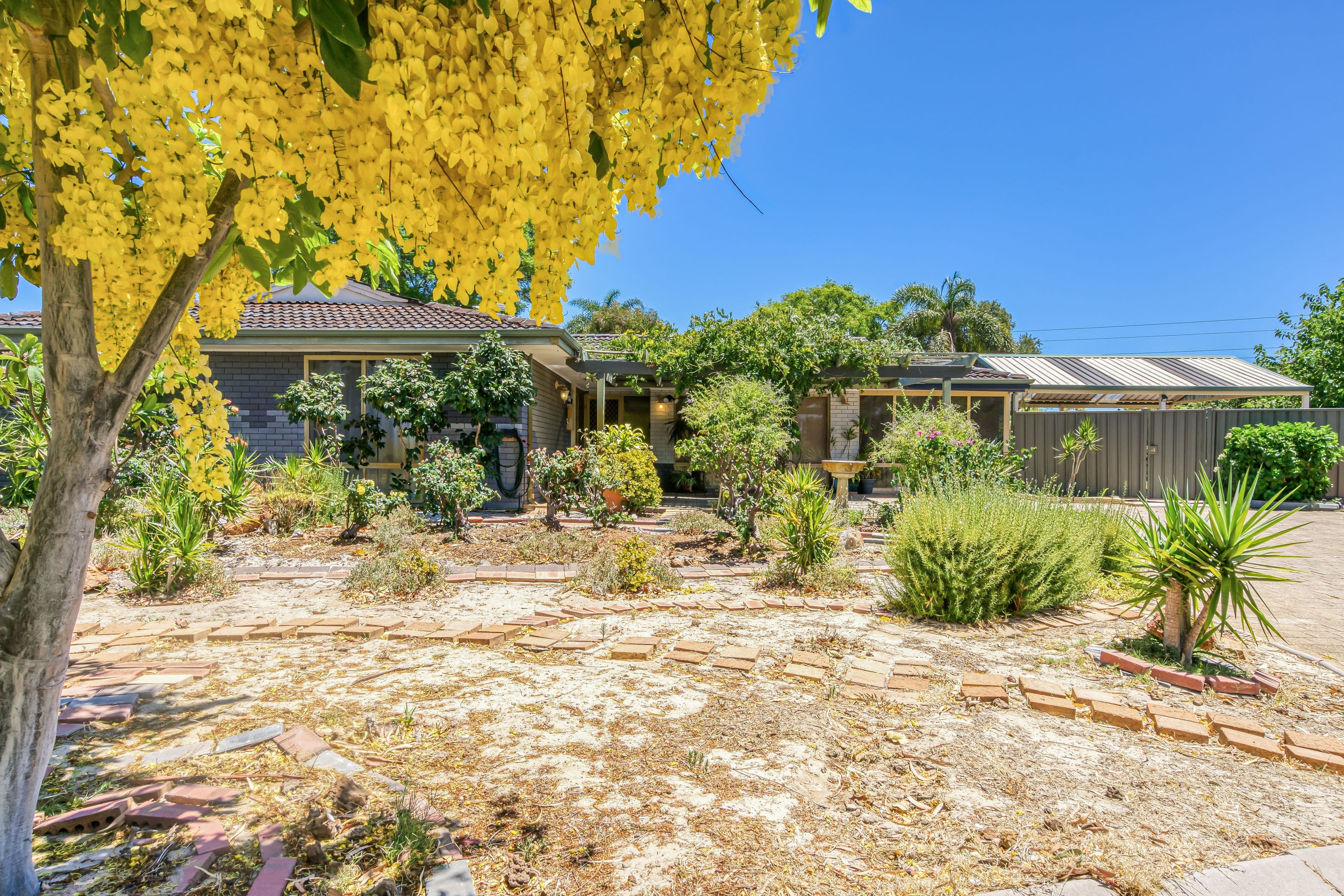 17 Crofton Place, Lynwood WA 6147, Lynwood - Image 1
