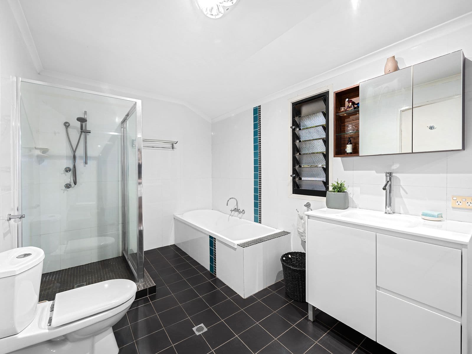 158 Kitchener Road, Hendra QLD 4011, Hendra - Thumbnail 8