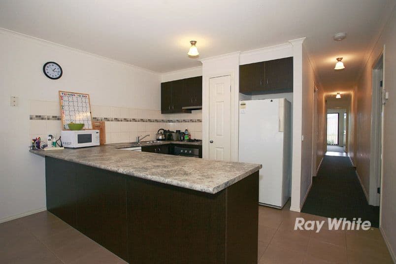 36 Greenaway Terrace, CRANBOURNE EAST VIC 3977, Cranbourne East - Thumbnail 4