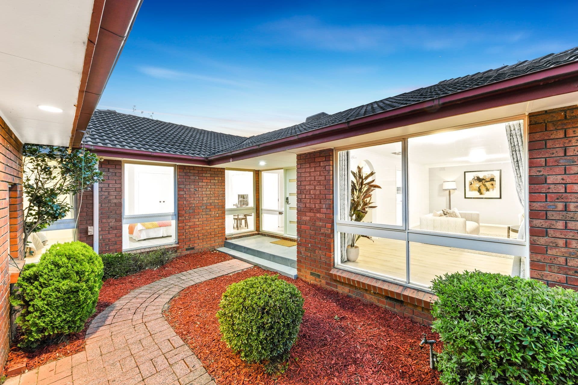 12 Mockridge Street, Wantirna South VIC 3152, Wantirna South - Thumbnail 3