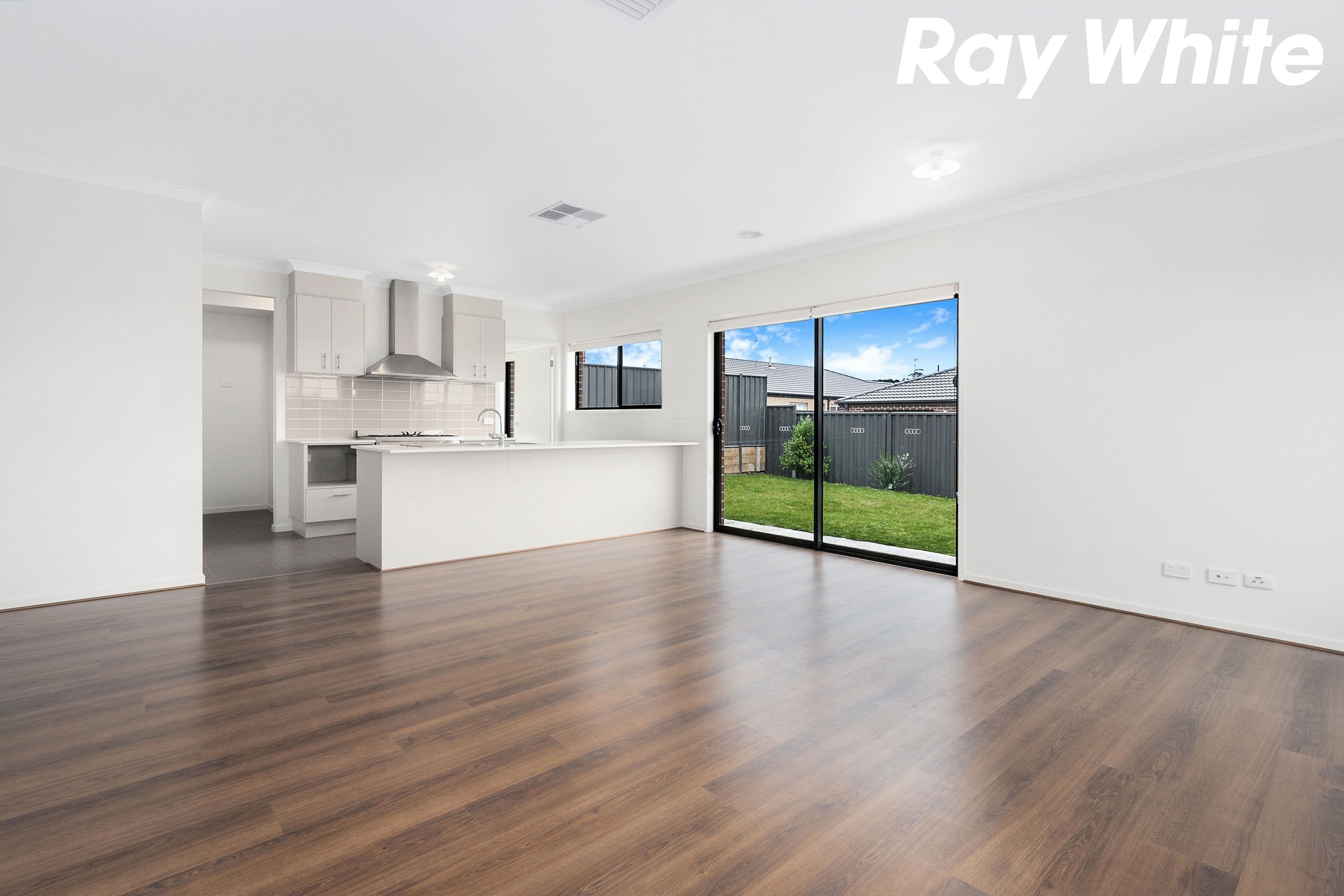 6 Chelan Court, Pakenham VIC 3810, Pakenham - Thumbnail 5
