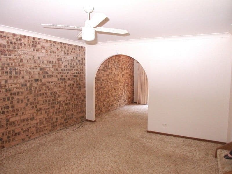 9 Suncrest Parade, GOROKAN NSW 2263, Gorokan - Thumbnail 2