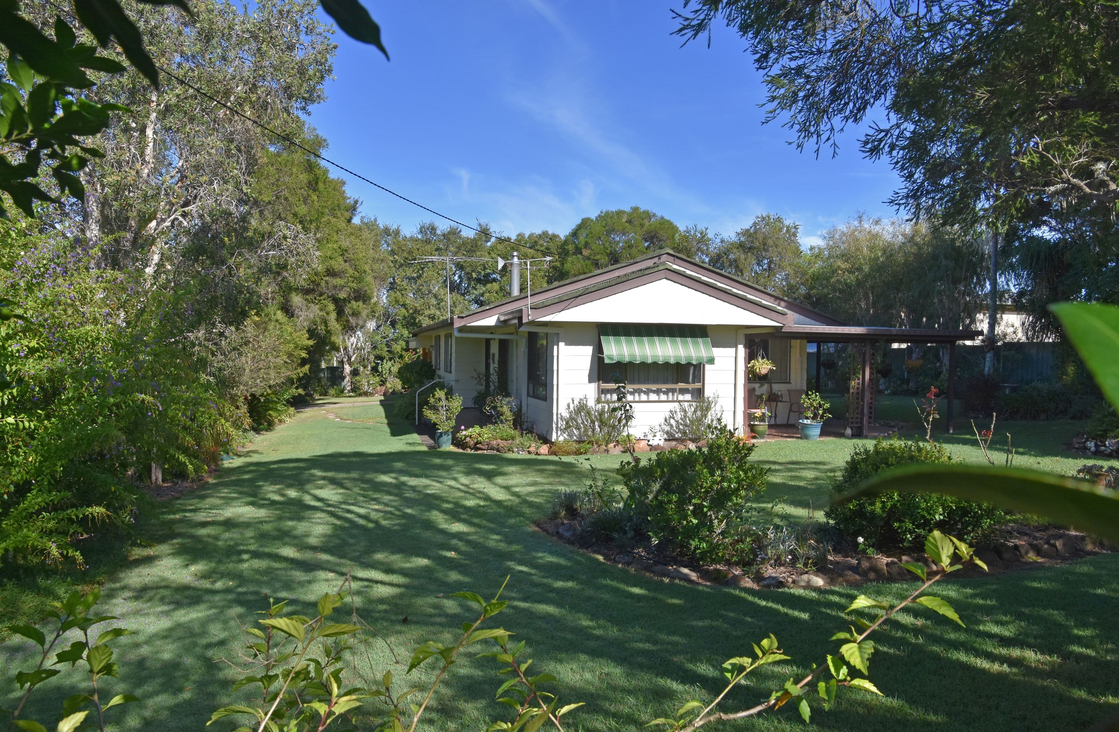 61 Richmond Street, Lawrence - Image 1