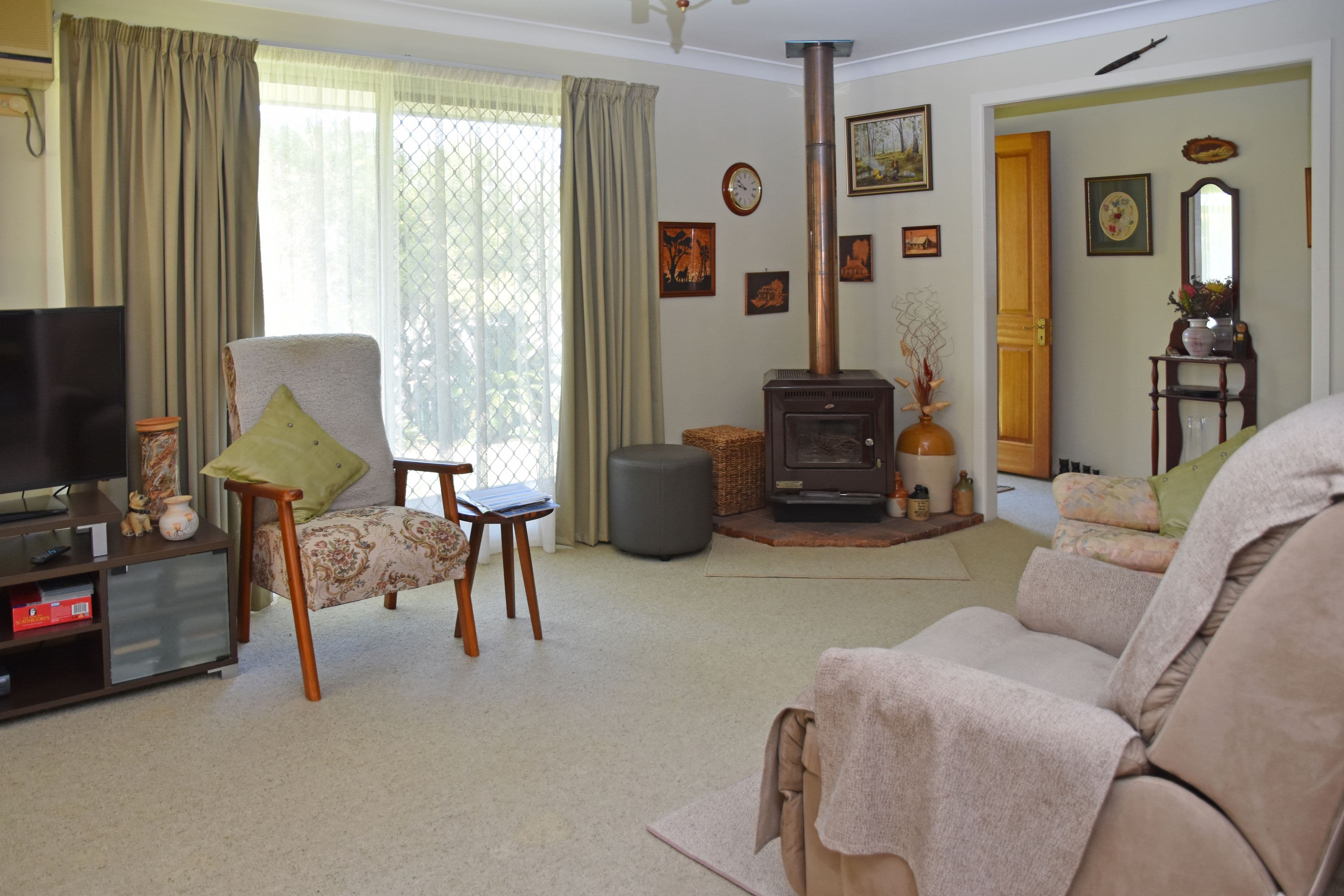61 Richmond Street, Lawrence - Thumbnail 2