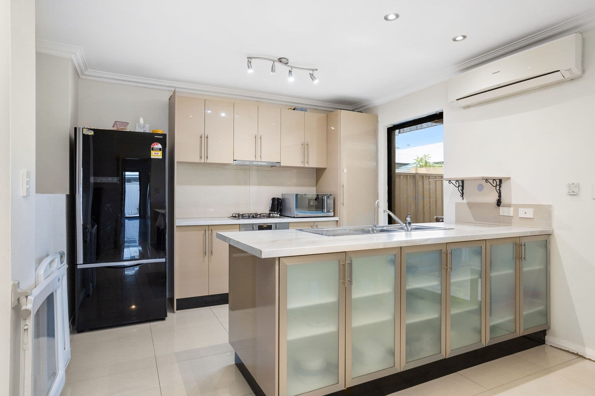 354C Hardey Road, Cloverdale WA 6105, Cloverdale - Thumbnail 4