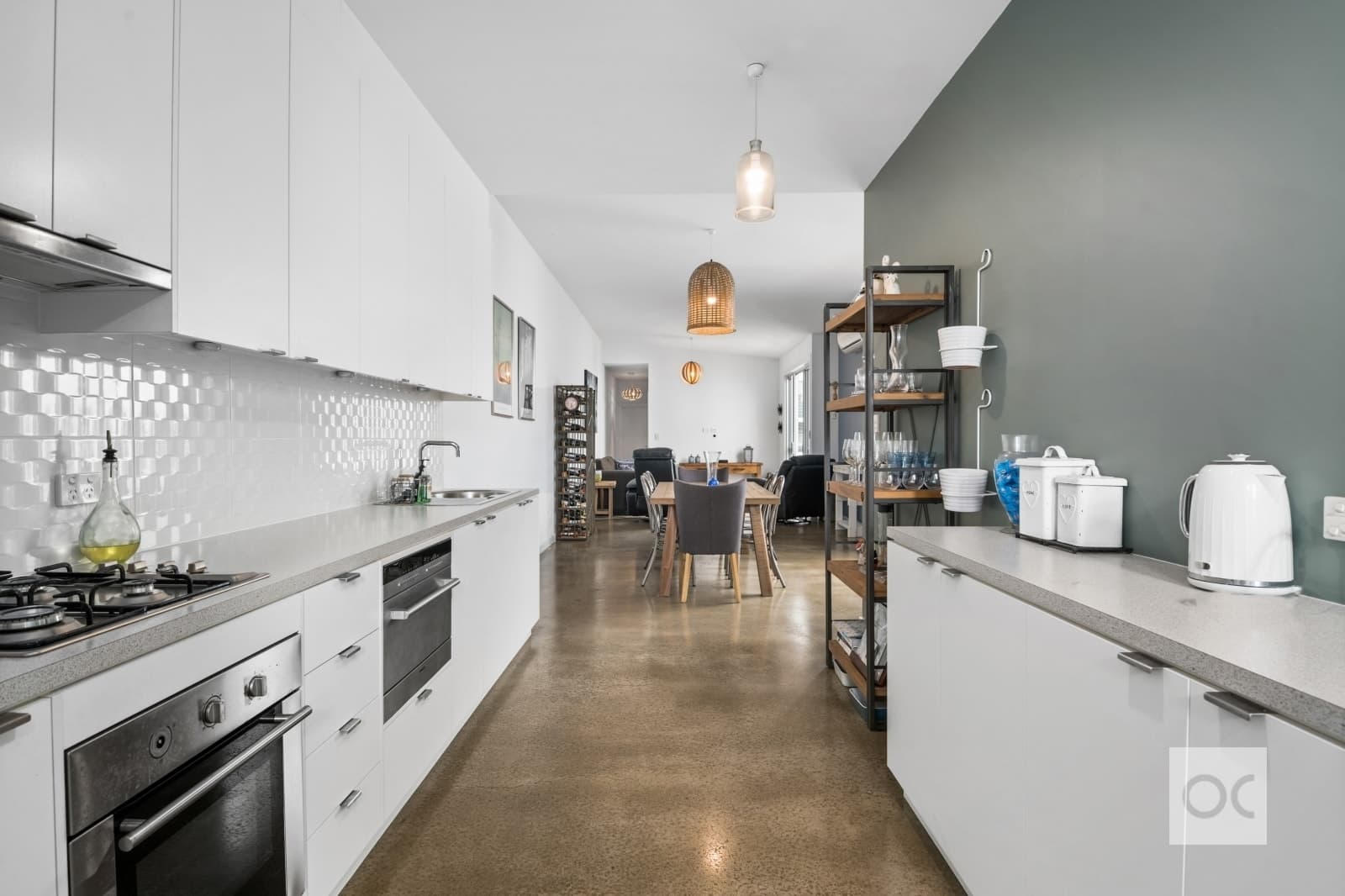 9 Piccadilly Way, Lightsview - Thumbnail 2
