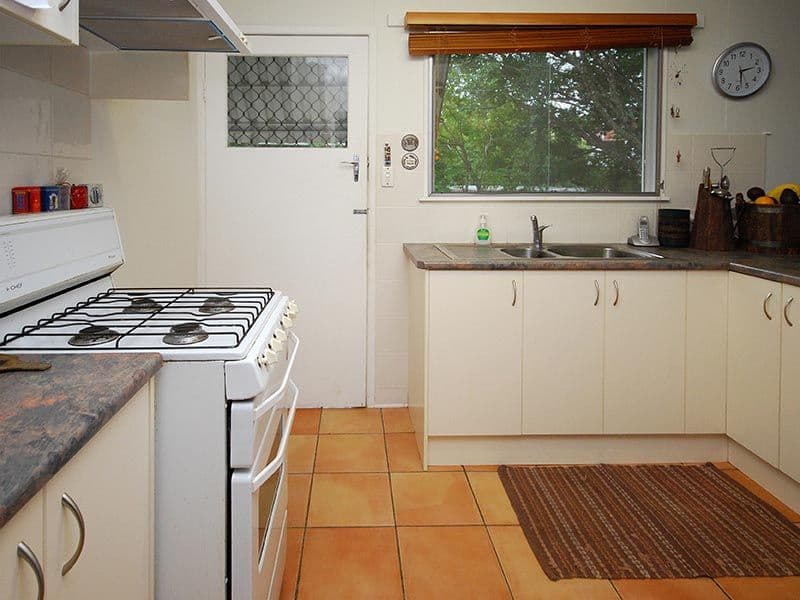 4  Menangle Avenue, ARANA HILLS QLD 4054, Arana Hills - Thumbnail 5