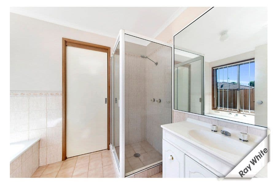 9 Patanga Gardens, Queanbeyan NSW 2620, Queanbeyan West - Thumbnail 7