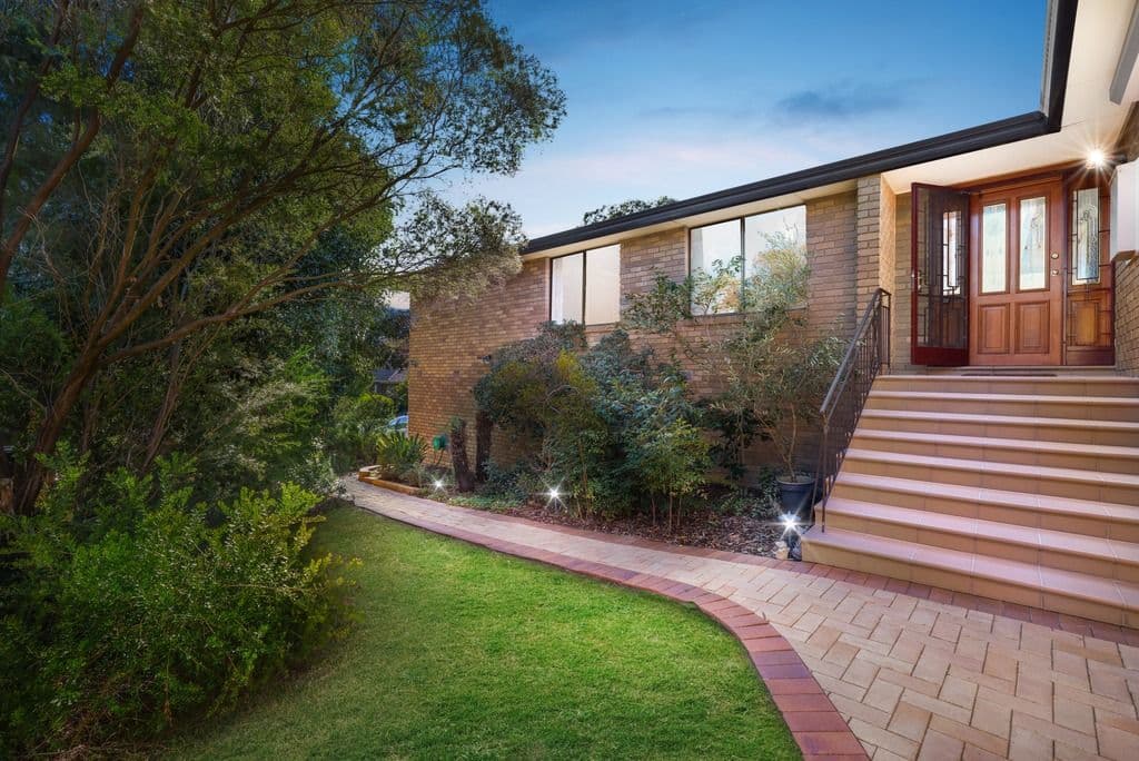30 Smyth Street, Mount Waverley VIC 3149, Mount Waverley - Image 1
