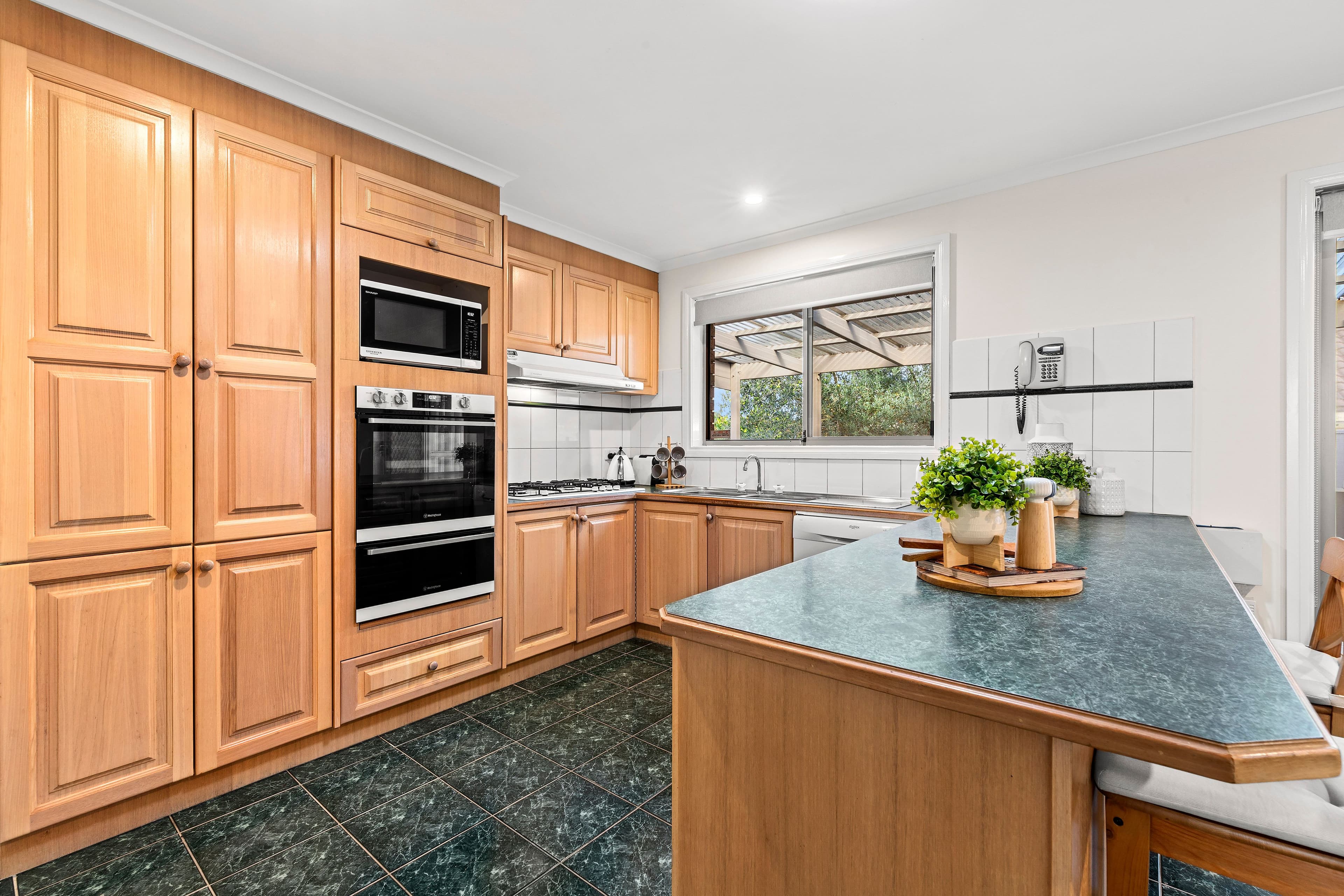34 Dunlop Crescent, Mill Park VIC 3082, Mill Park - Thumbnail 4