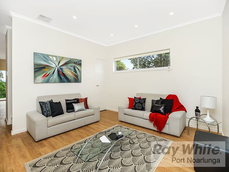 10 Leitch Avenue, Port Noarlunga SA 5167, Port Noarlunga - Thumbnail 2