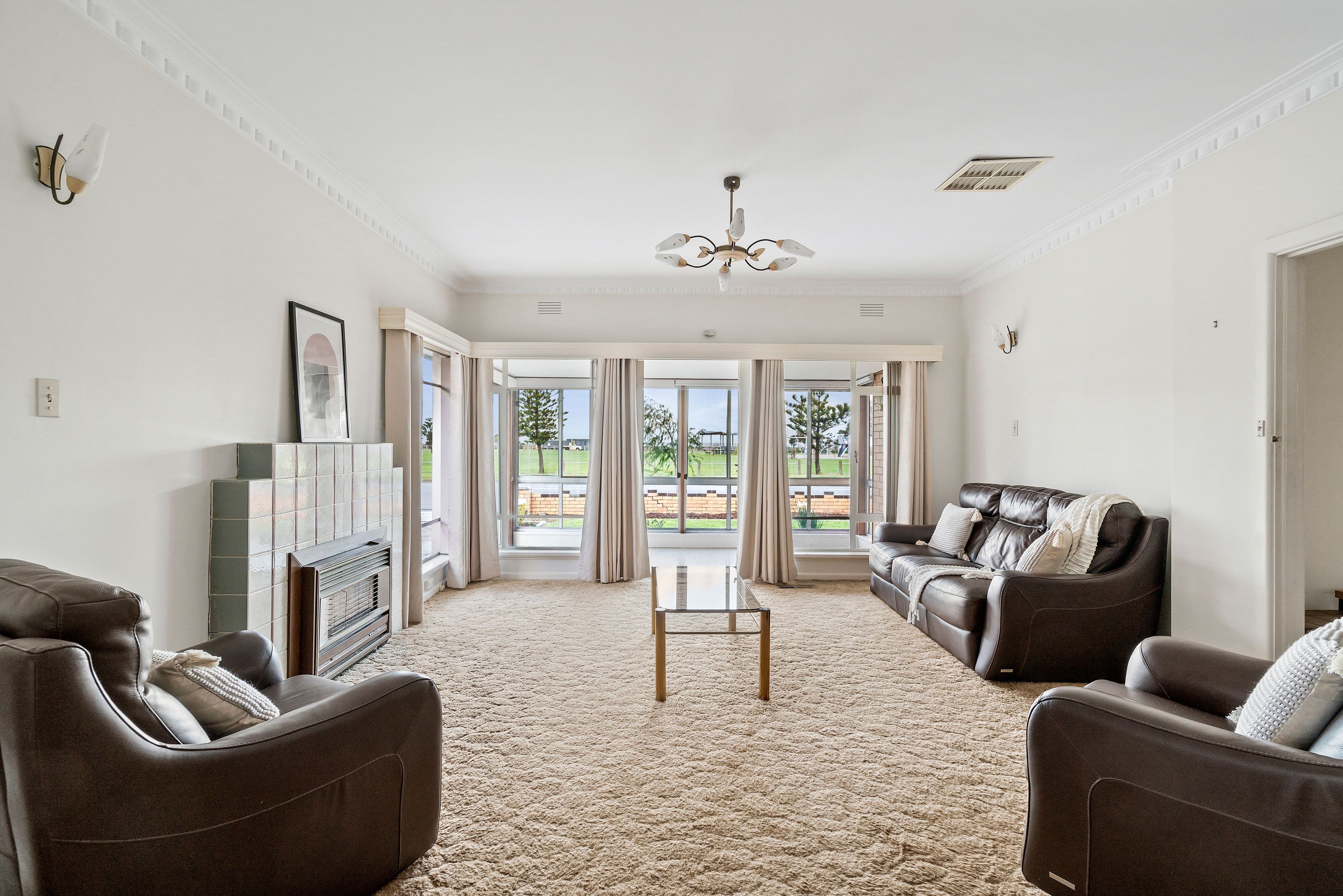 17 Beach Street, Seaholme VIC 3018, Seaholme - Thumbnail 4