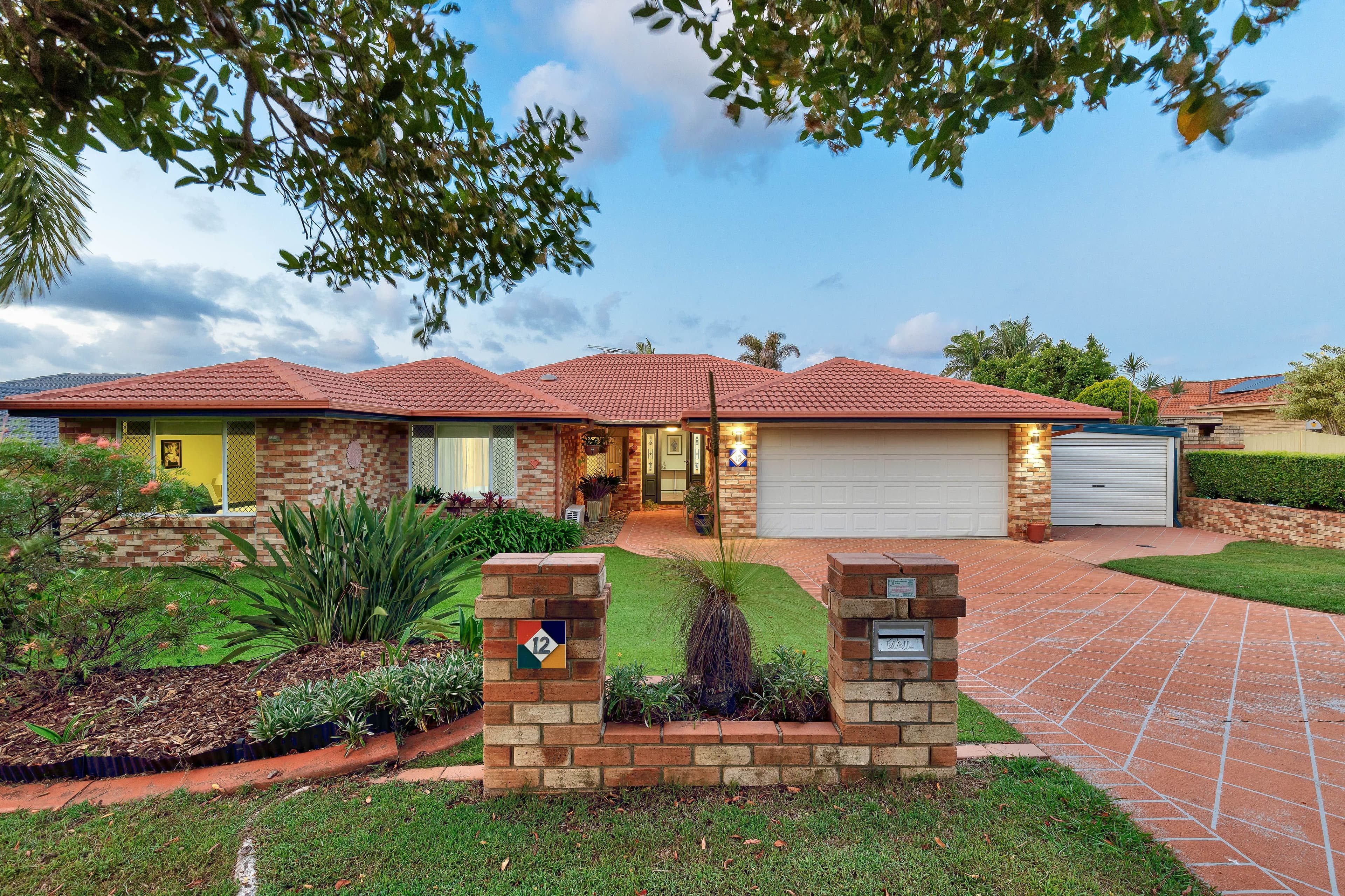 12 Wellington Place, Parkinson QLD 4115, Parkinson - Image 1