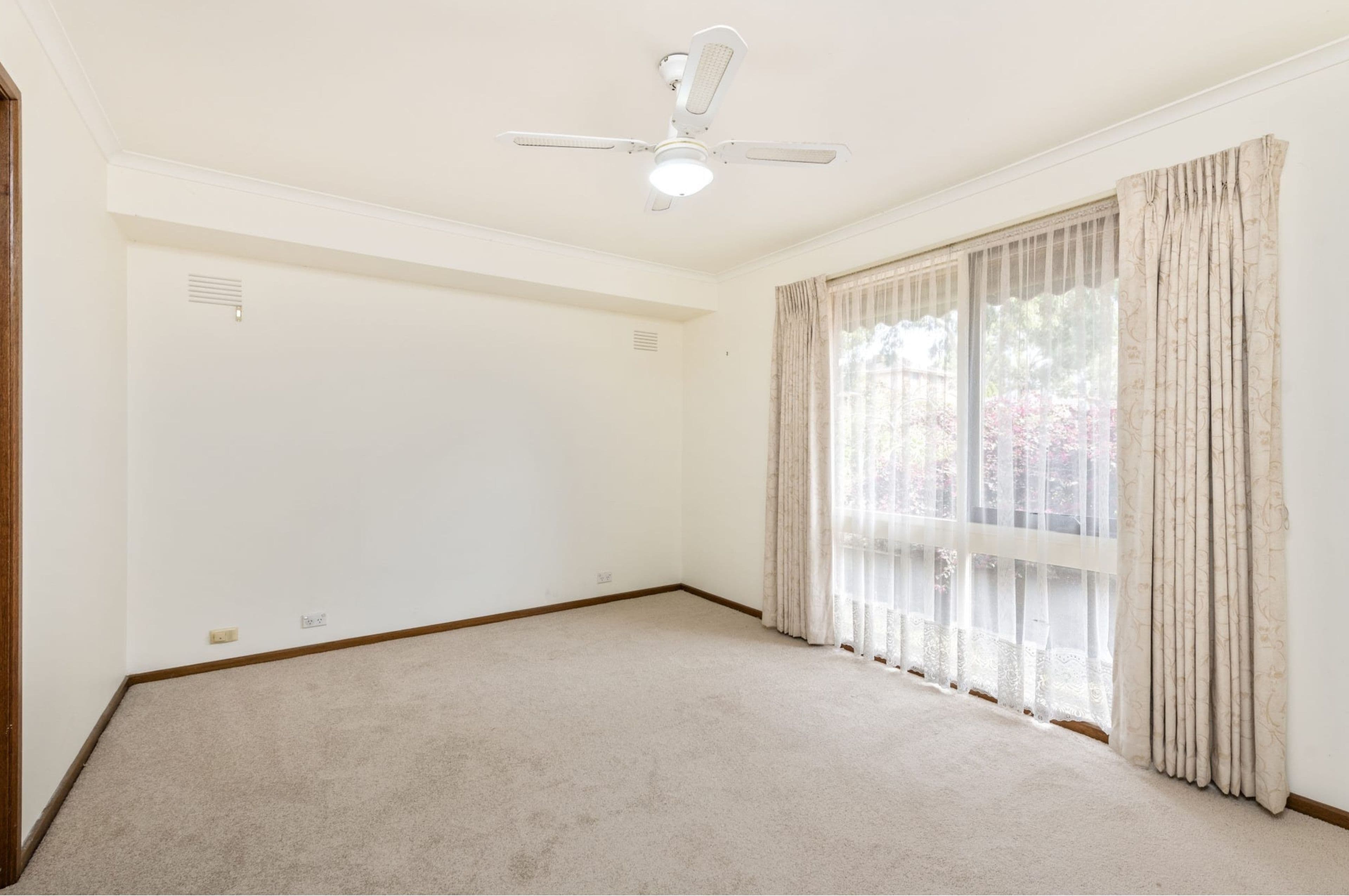 83 Mowbray Drive, Wantirna South VIC 3152, Wantirna South - Thumbnail 4